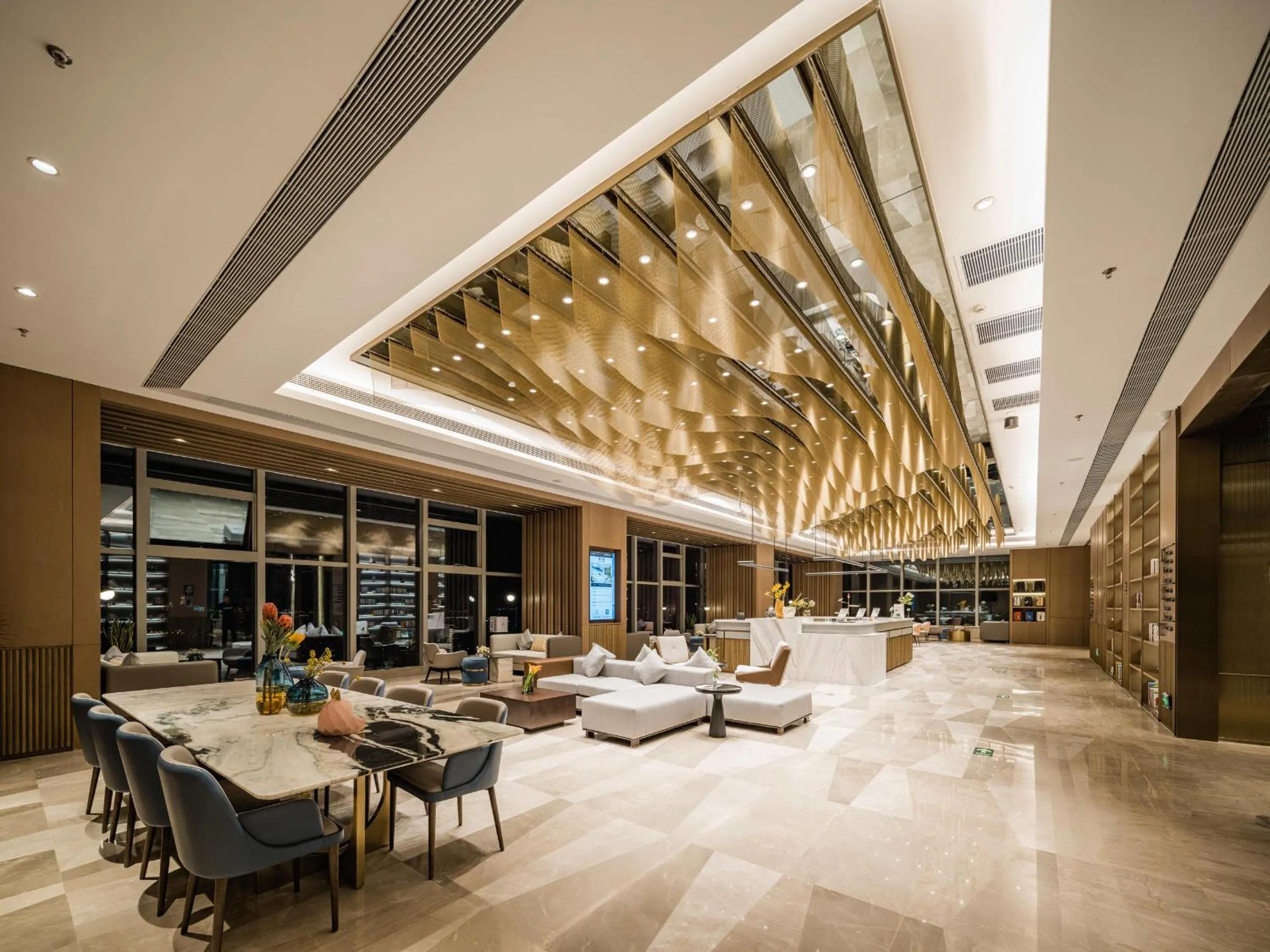 Atour Hotel Wuxi Coast City