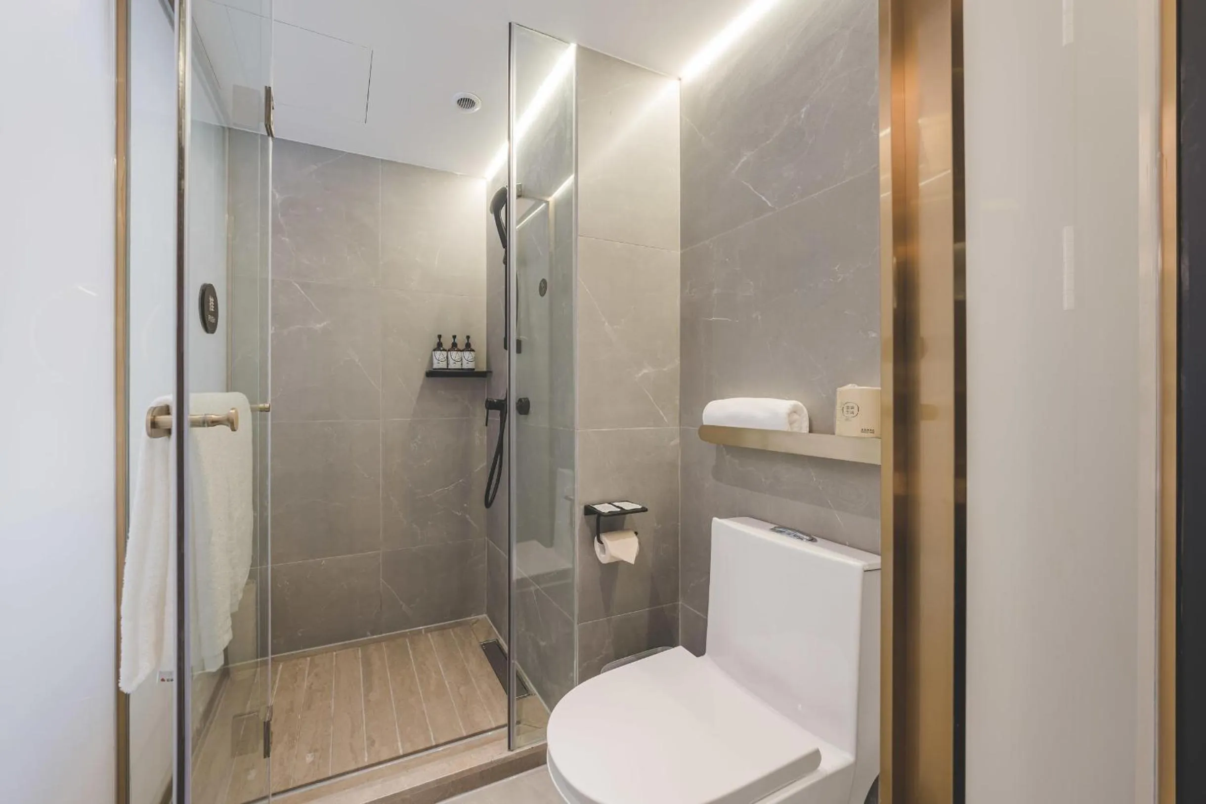 Atour Light Hotel Hangzhou Xiasha