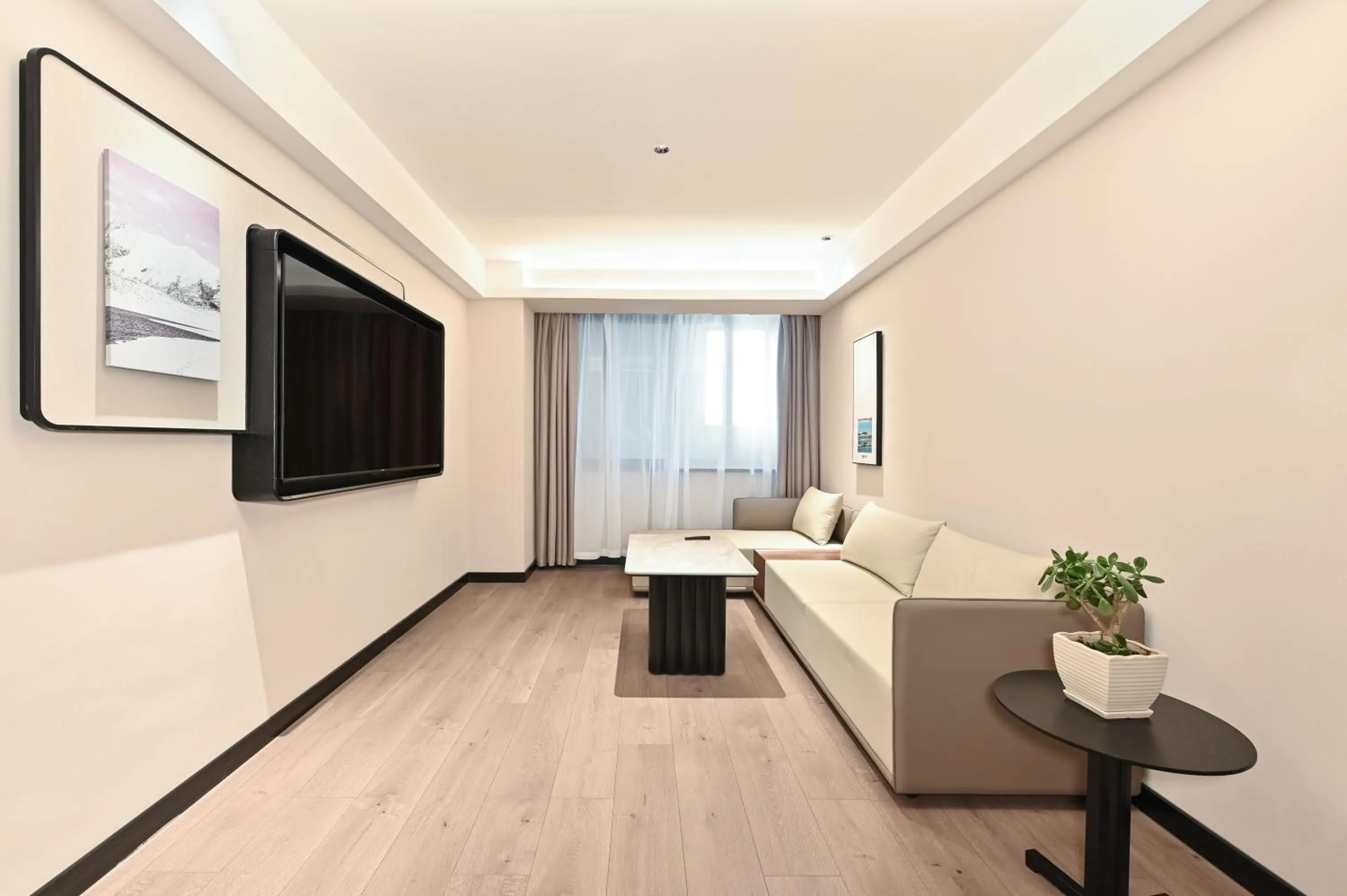 Atour Hotel Dalian Zhongshan Square