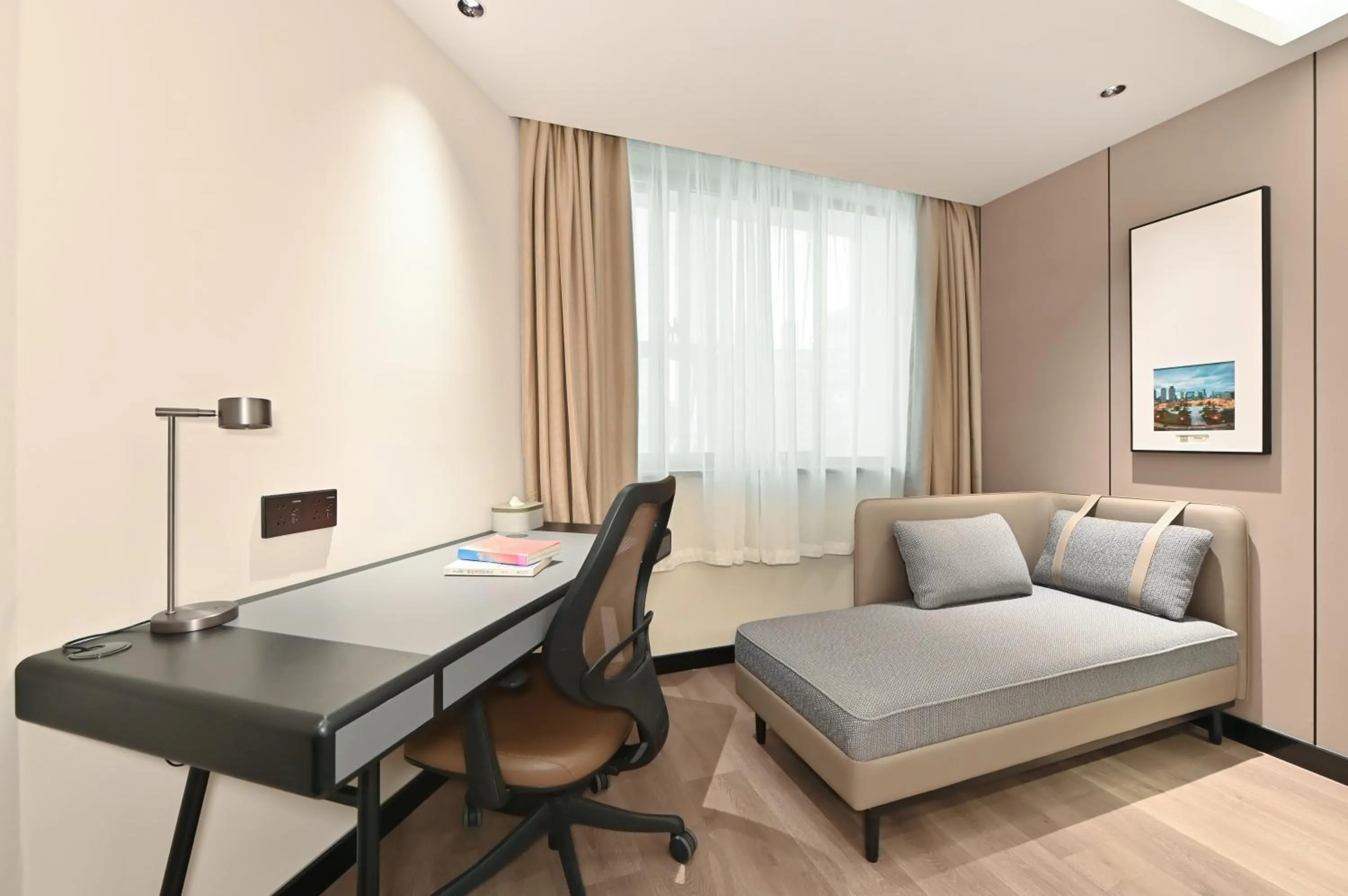 Atour Hotel Dalian Zhongshan Square