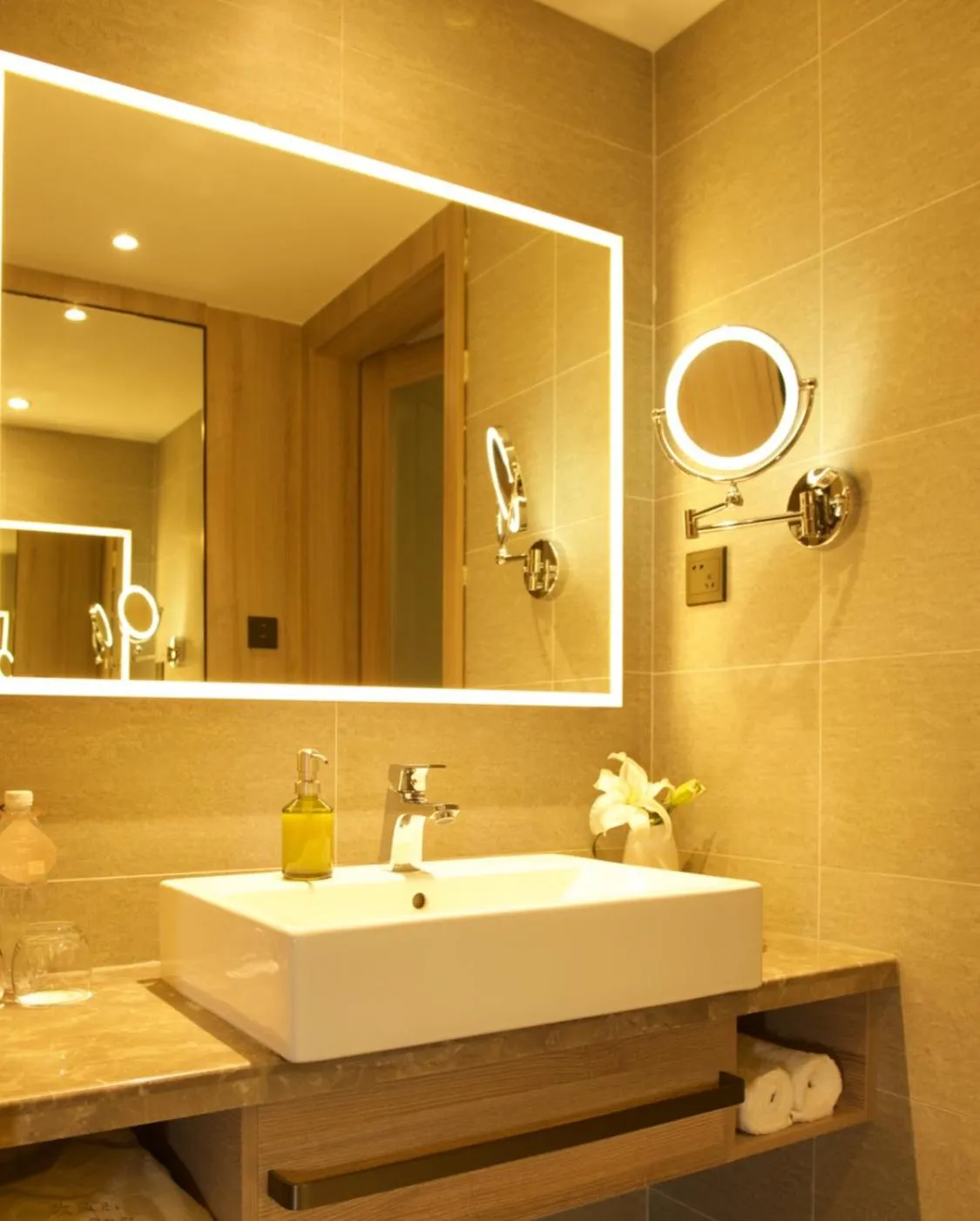 Atour Hotel Yantai Golden Beach