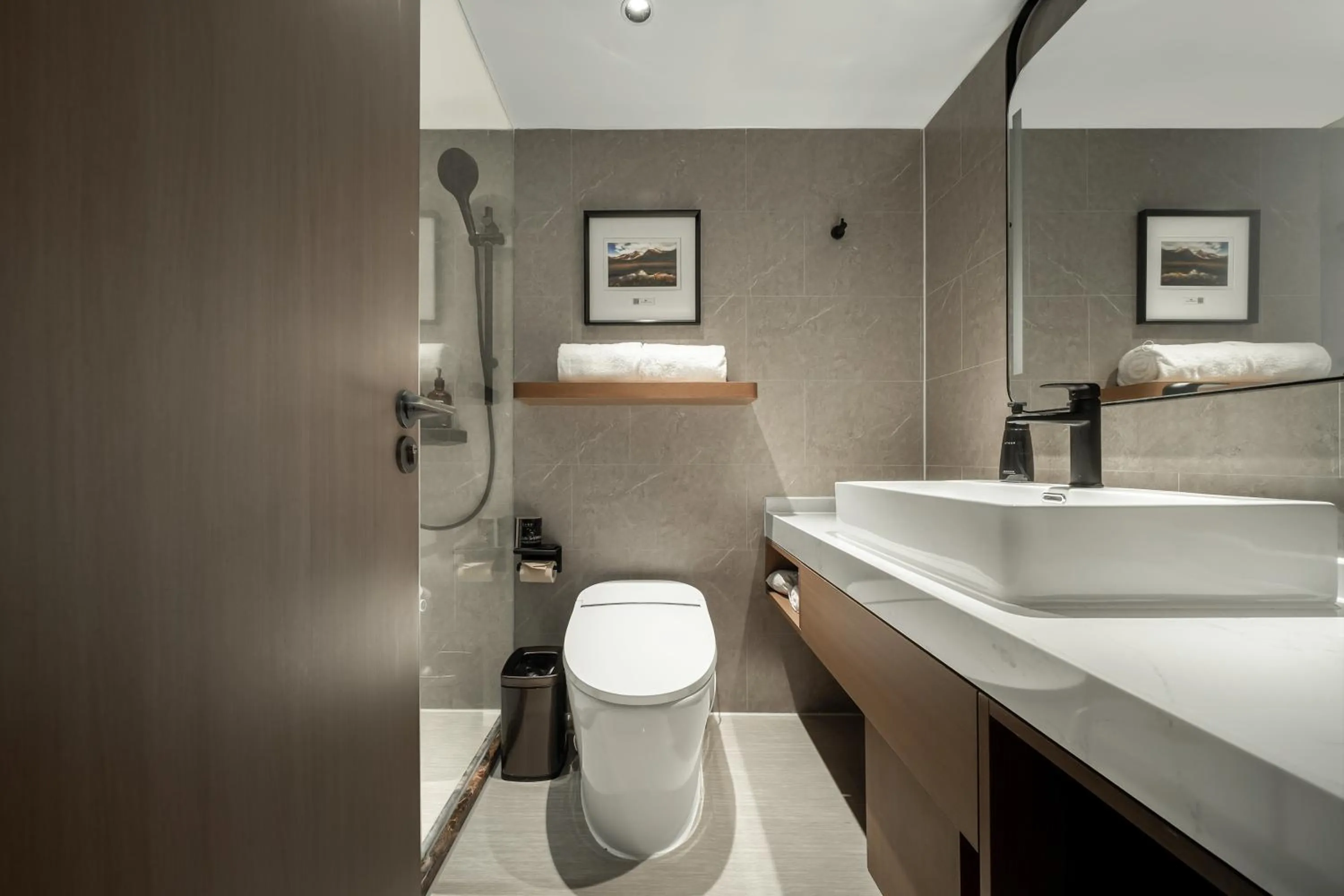 Shower in Atour Hotel Chengdu Taikoo Li Riverside