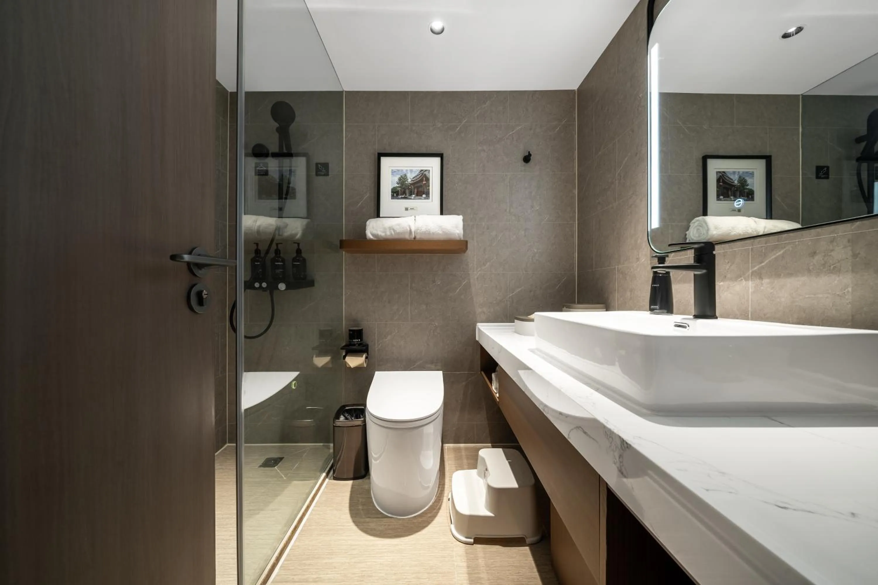 Shower in Atour Hotel Chengdu Taikoo Li Riverside