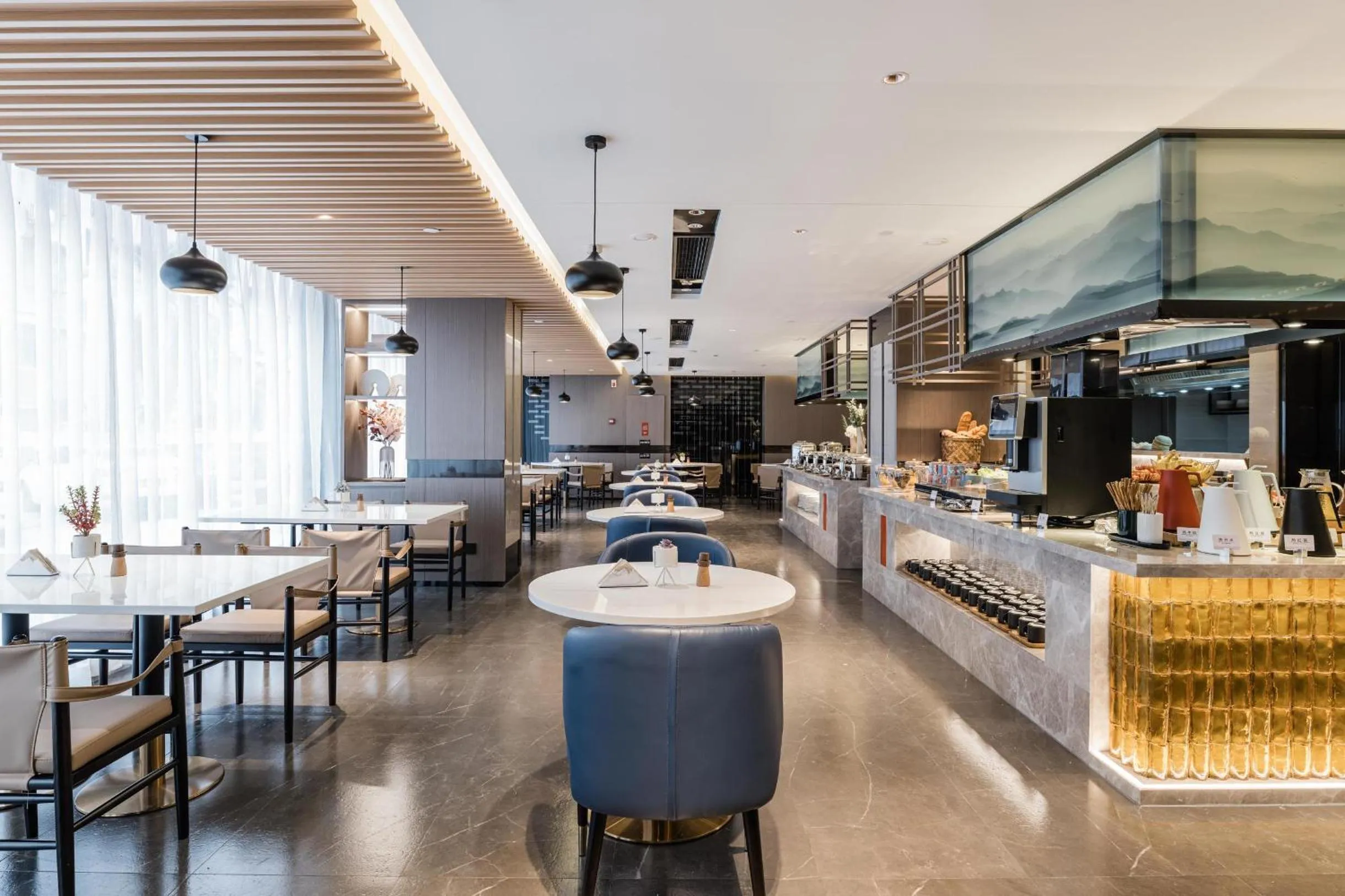 Atour Hotel Fuzhou Wusi Road Hot Spring Park