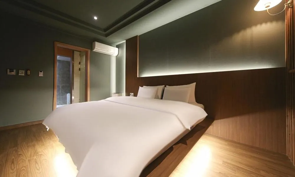 Bed in Hotel Feel Green