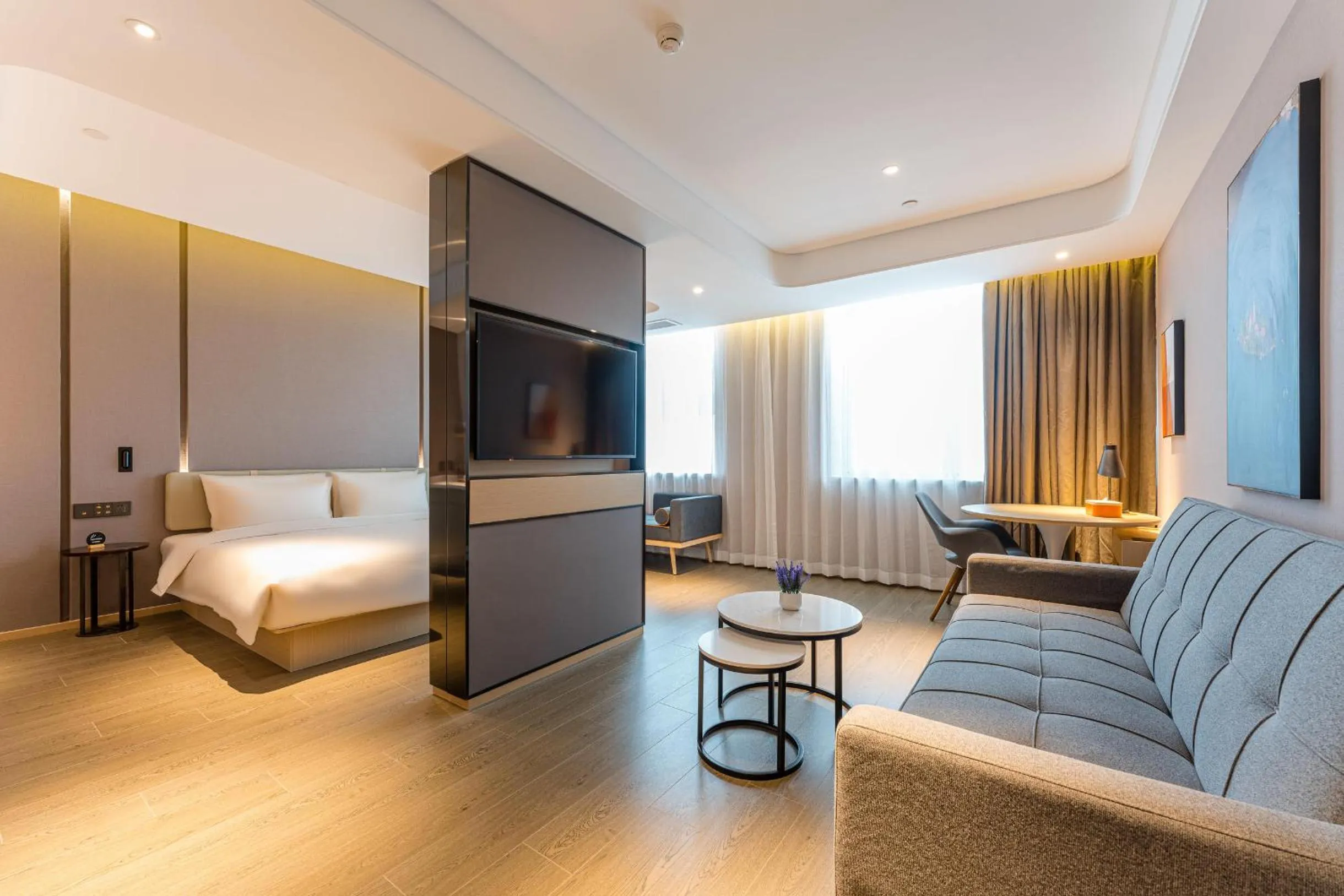 Photo of the whole room, Bed in Atour Hotel Xiamen Airport Wuyuan Bay