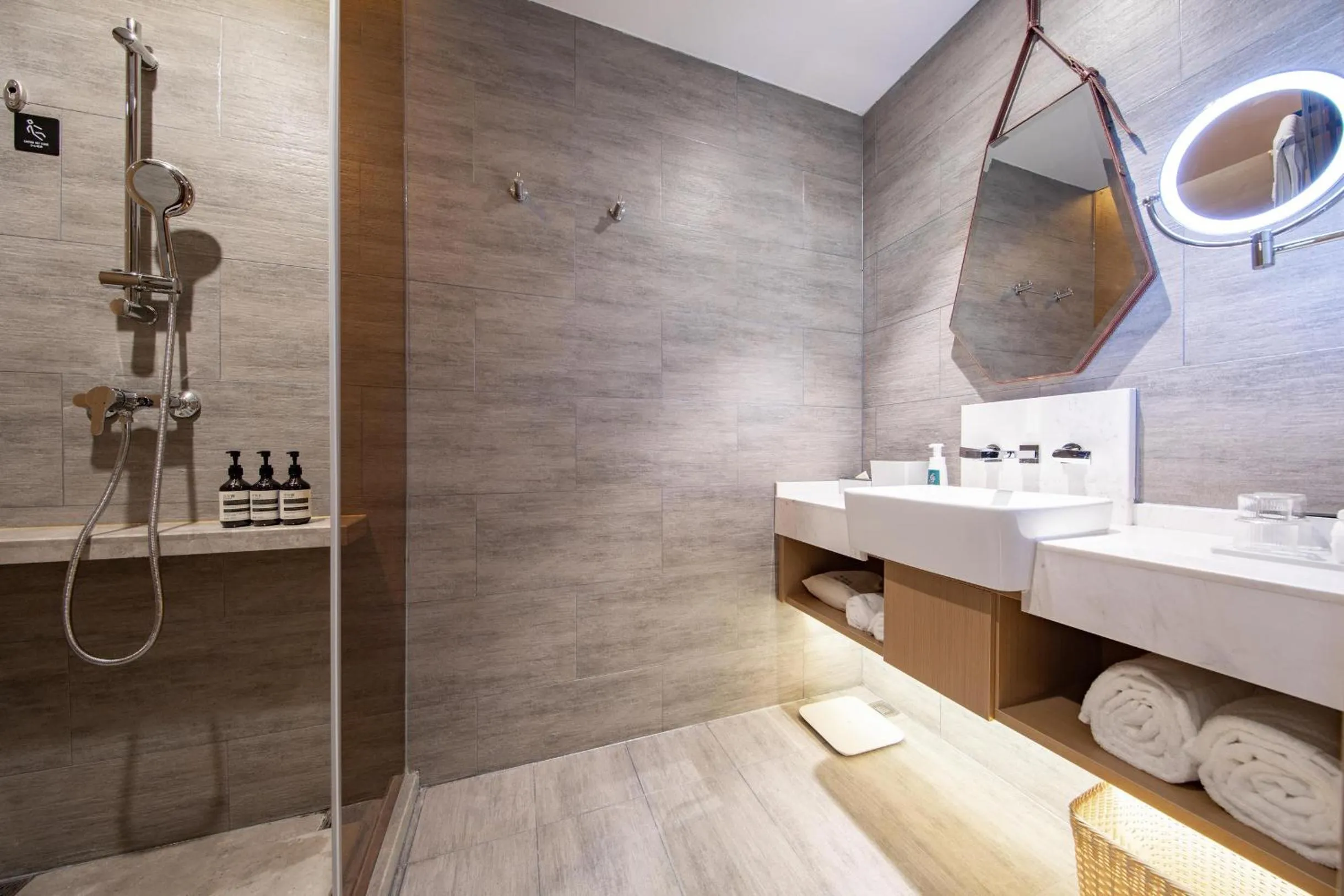 Atour Hotel Yichun Administrative Center