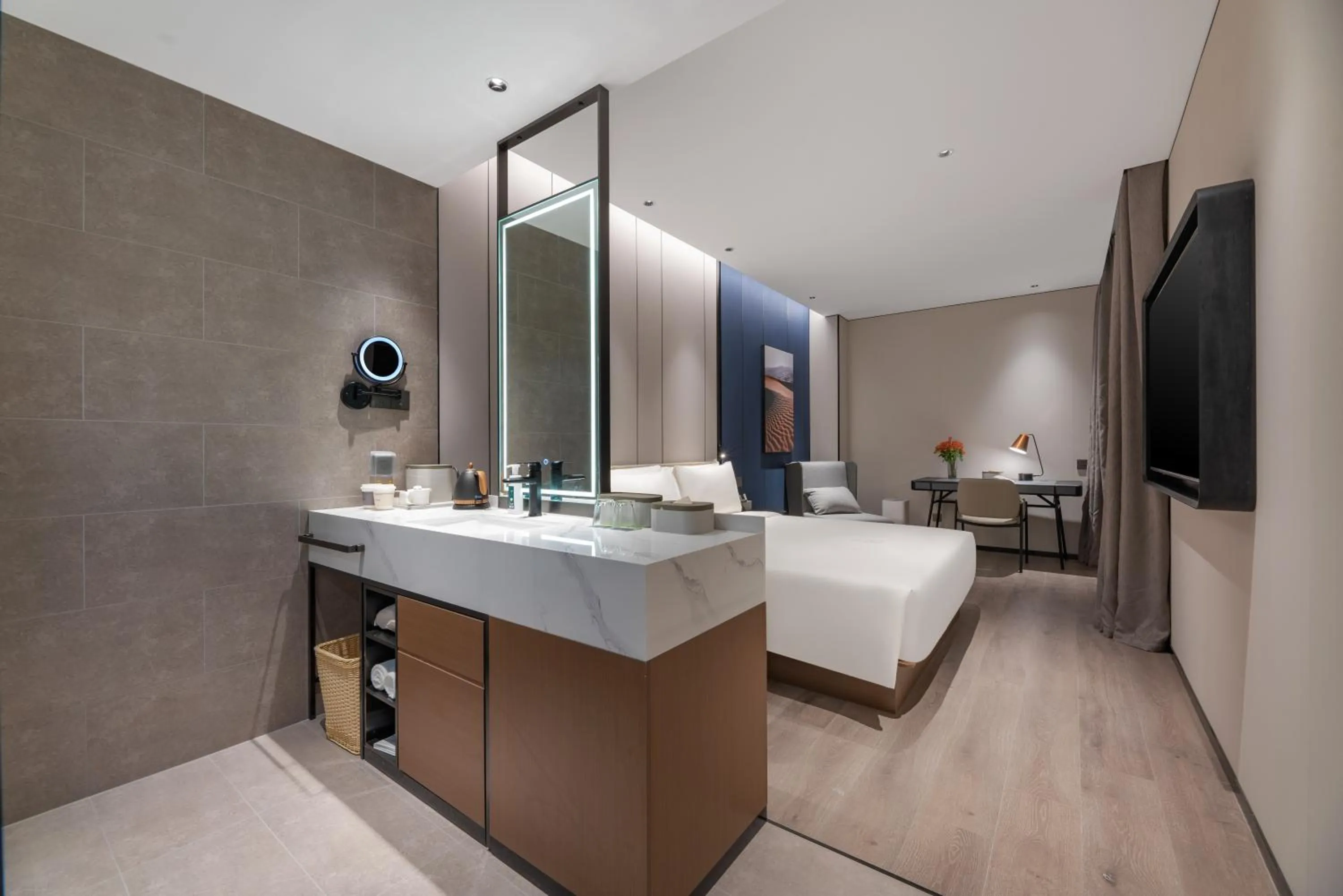 Photo of the whole room in Atour Hotel Qingdao Laoshan Shilaoren Beach