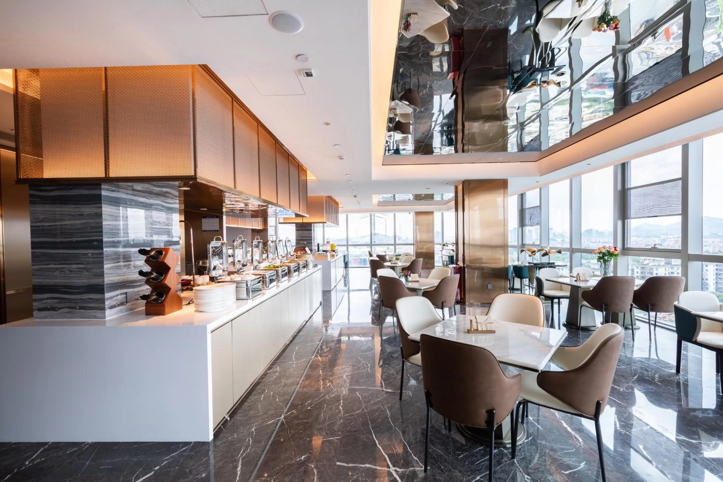 Breakfast in Atour Hotel Guangzhou Huangpu Development Zone Baoying