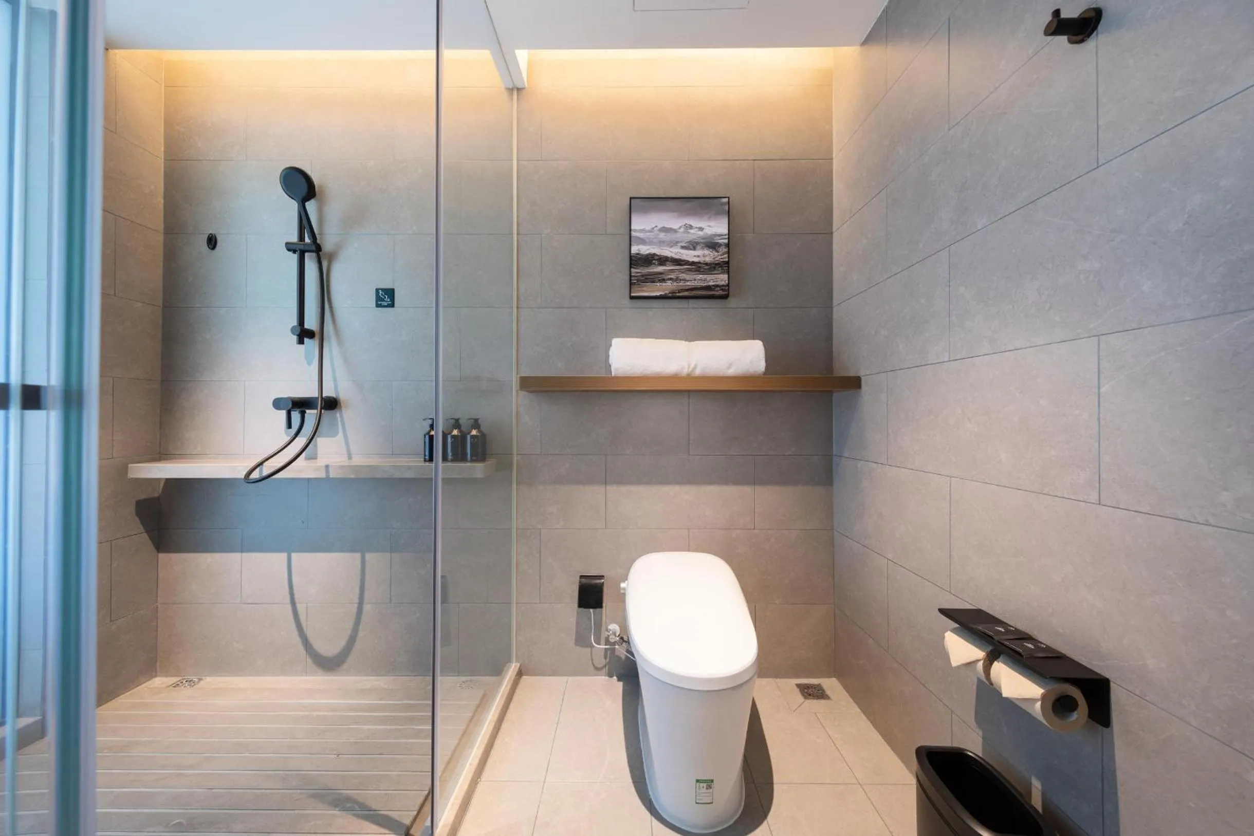 Shower in Atour Hotel Guangzhou Huangpu Development Zone Baoying