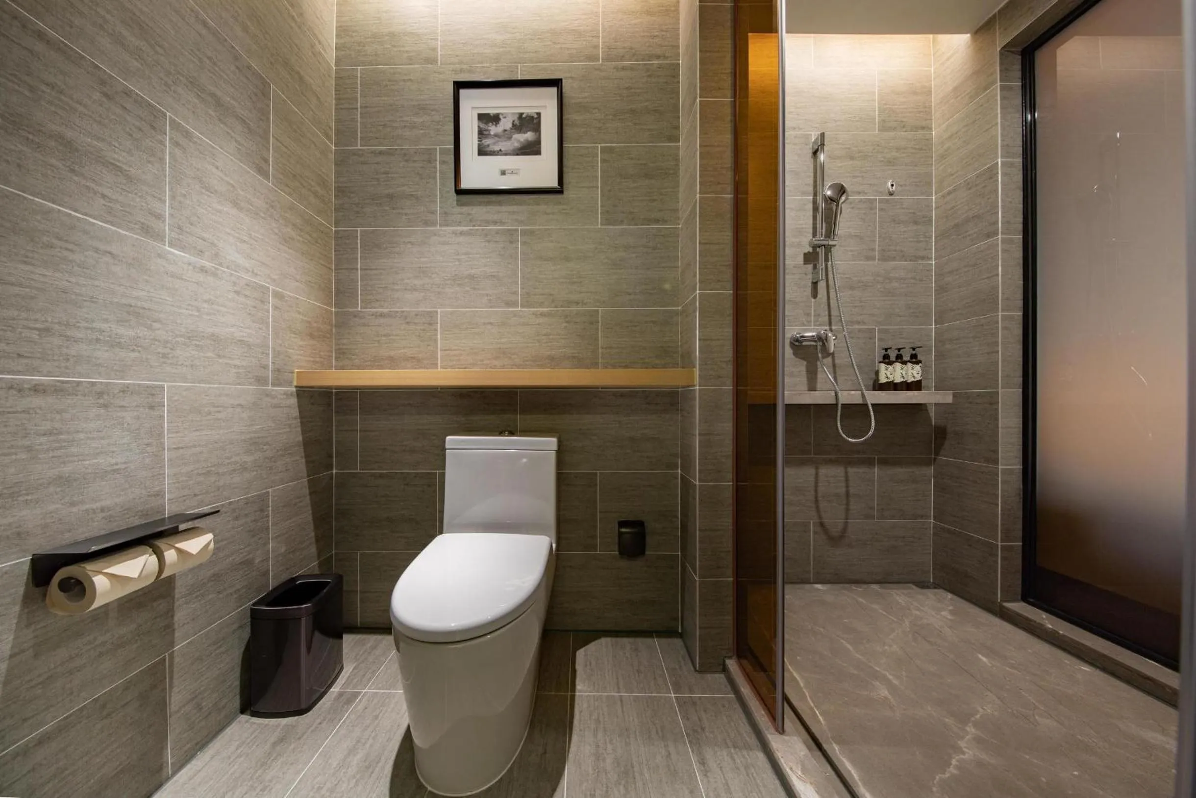 Shower in Atour Hotel Shenzhen Fuhai International Convention and Exhibition Center