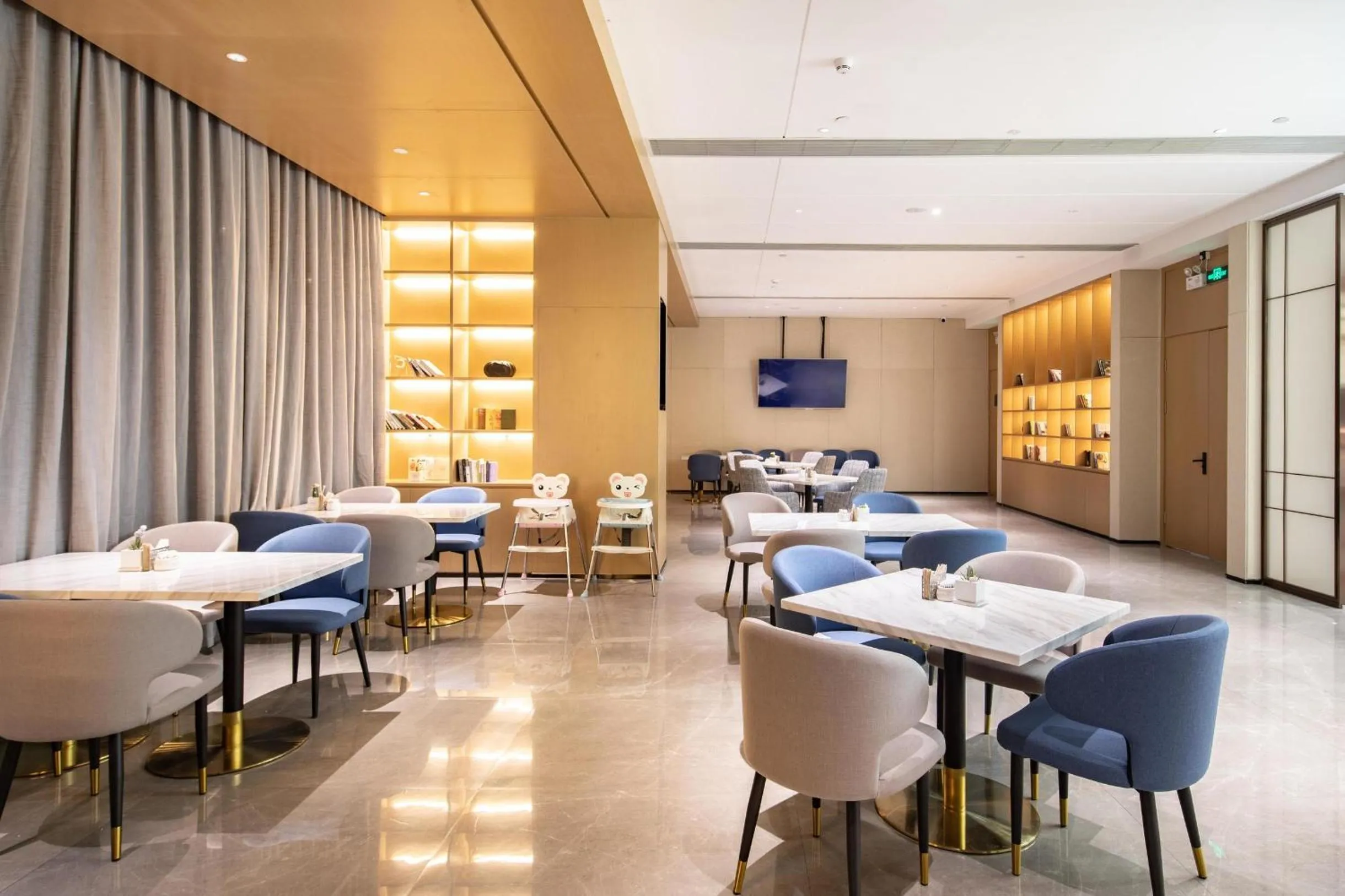 Restaurant/places to eat in Atour Hotel Shenzhen Fuhai International Convention and Exhibition Center