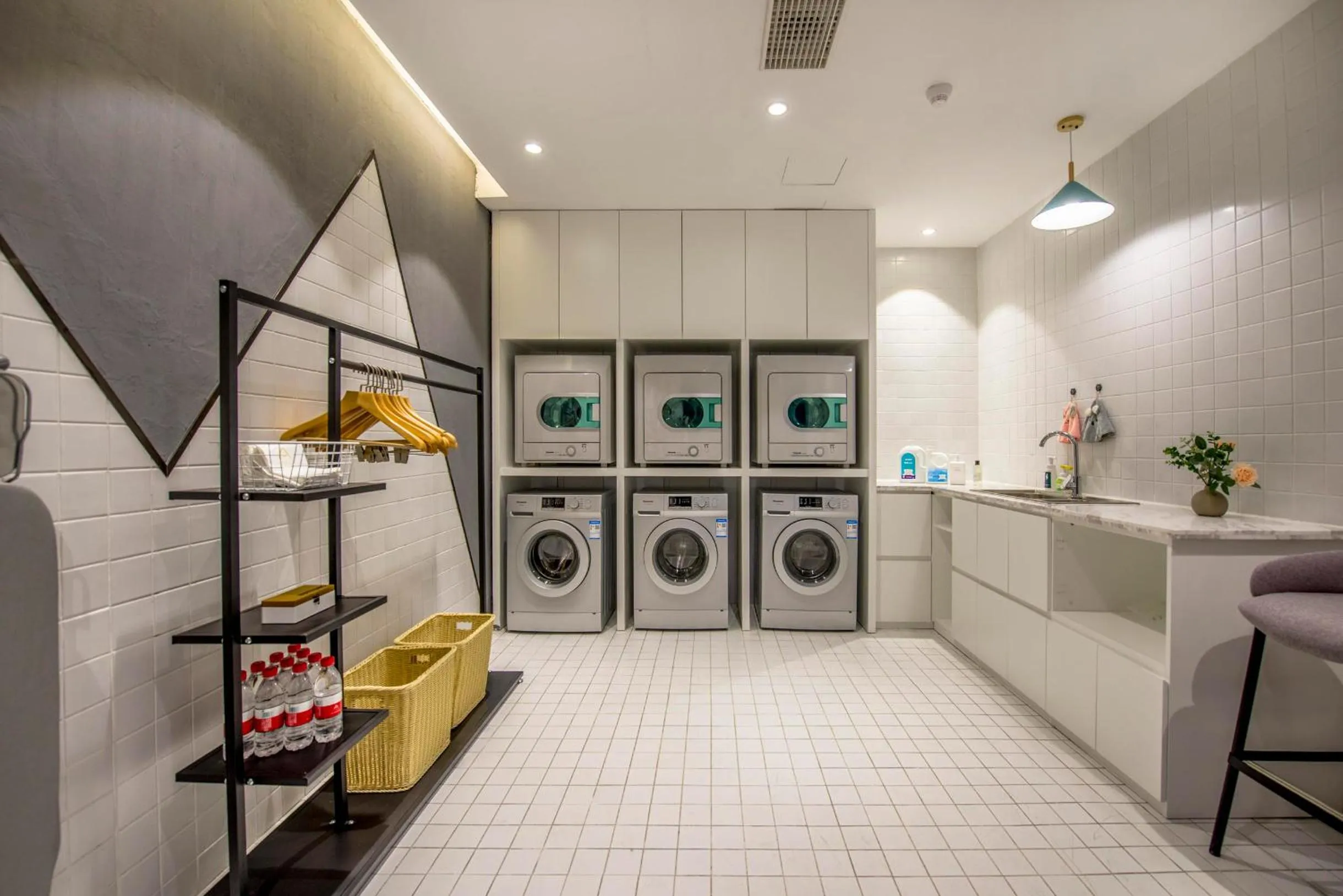 washing machine in Atour Hotel Shenzhen Nanshan Shekou