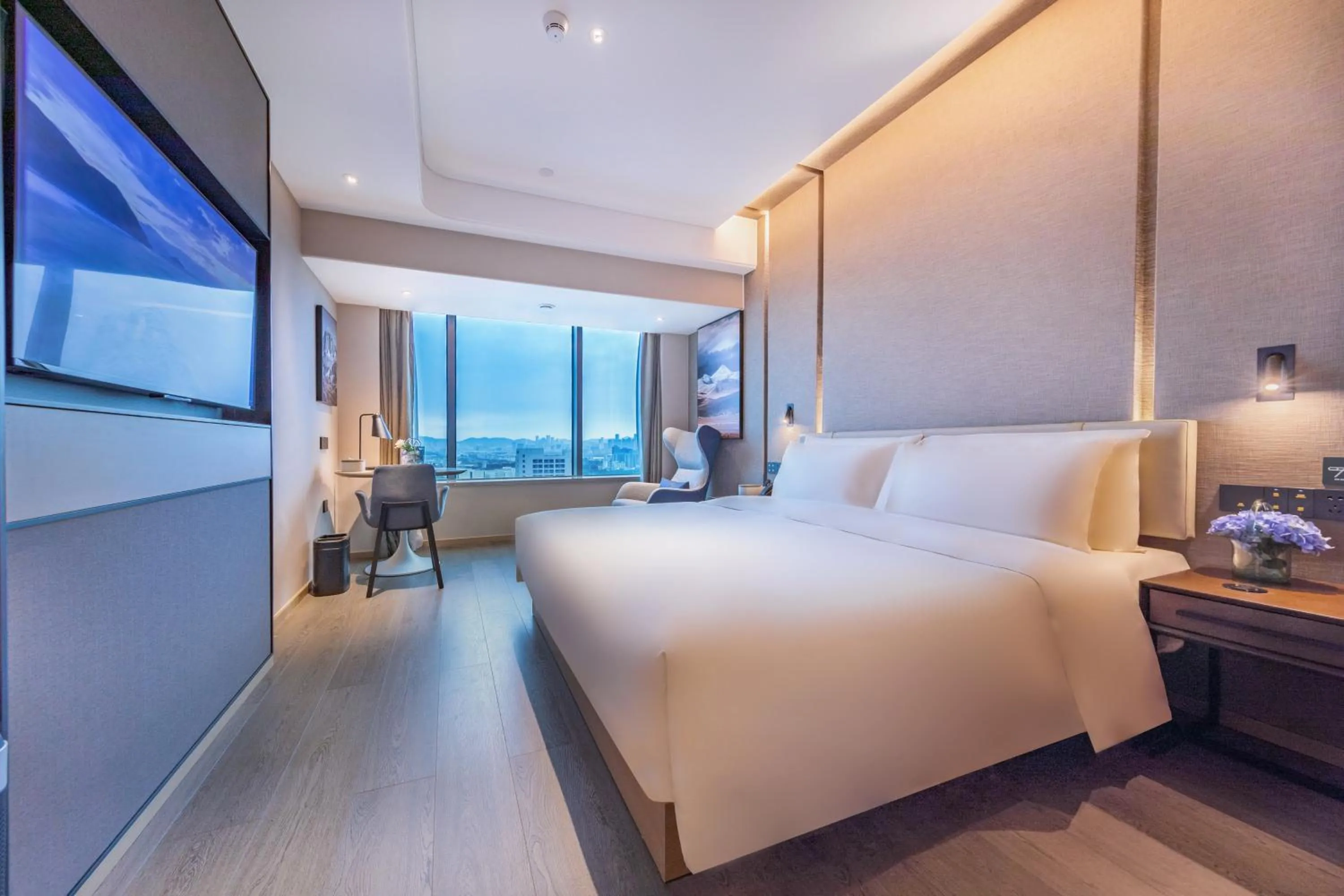 Bed in Atour Hotel Shenzhen Guanlan High Tech Park