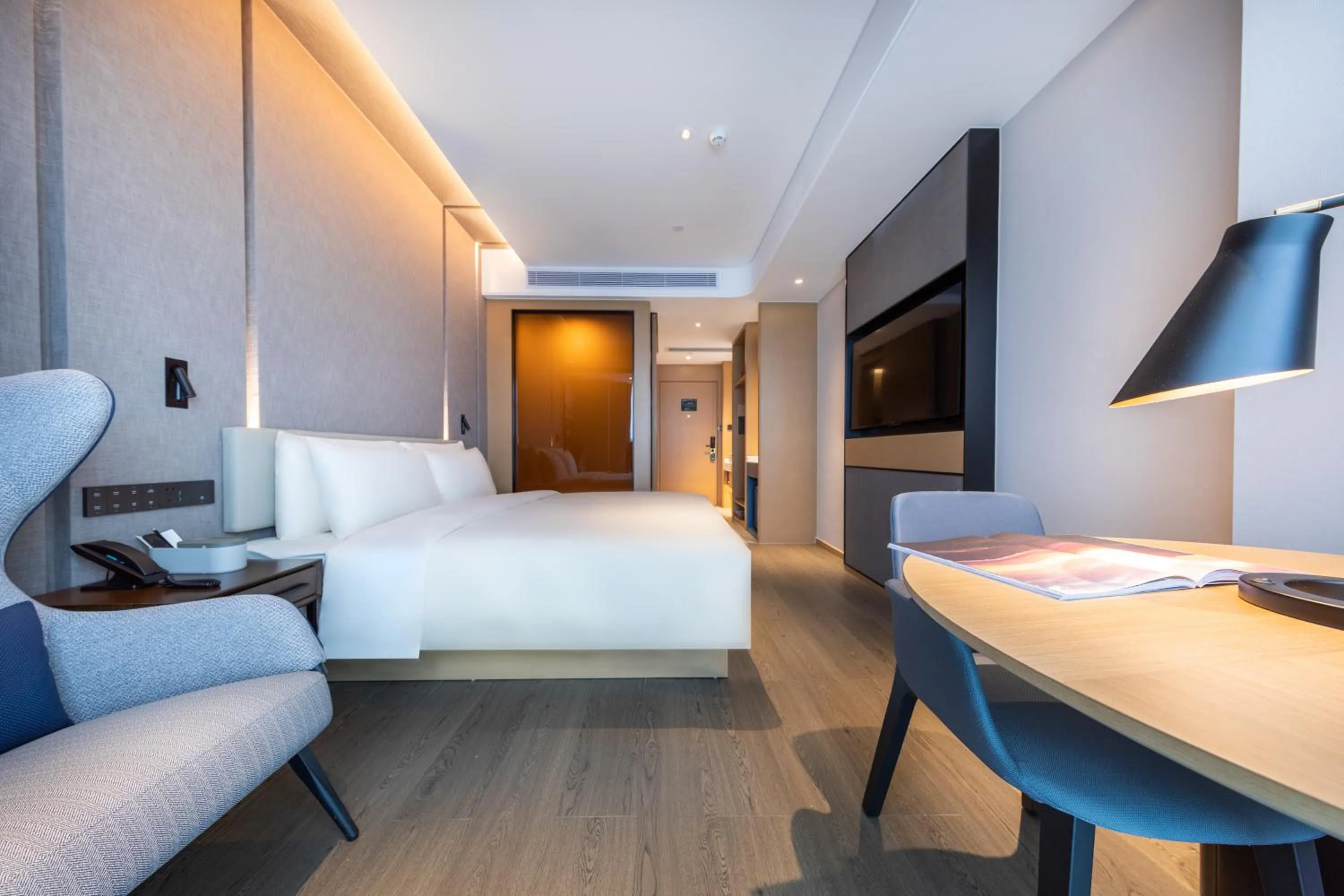 Bed in Atour Hotel Shenzhen Guanlan High Tech Park