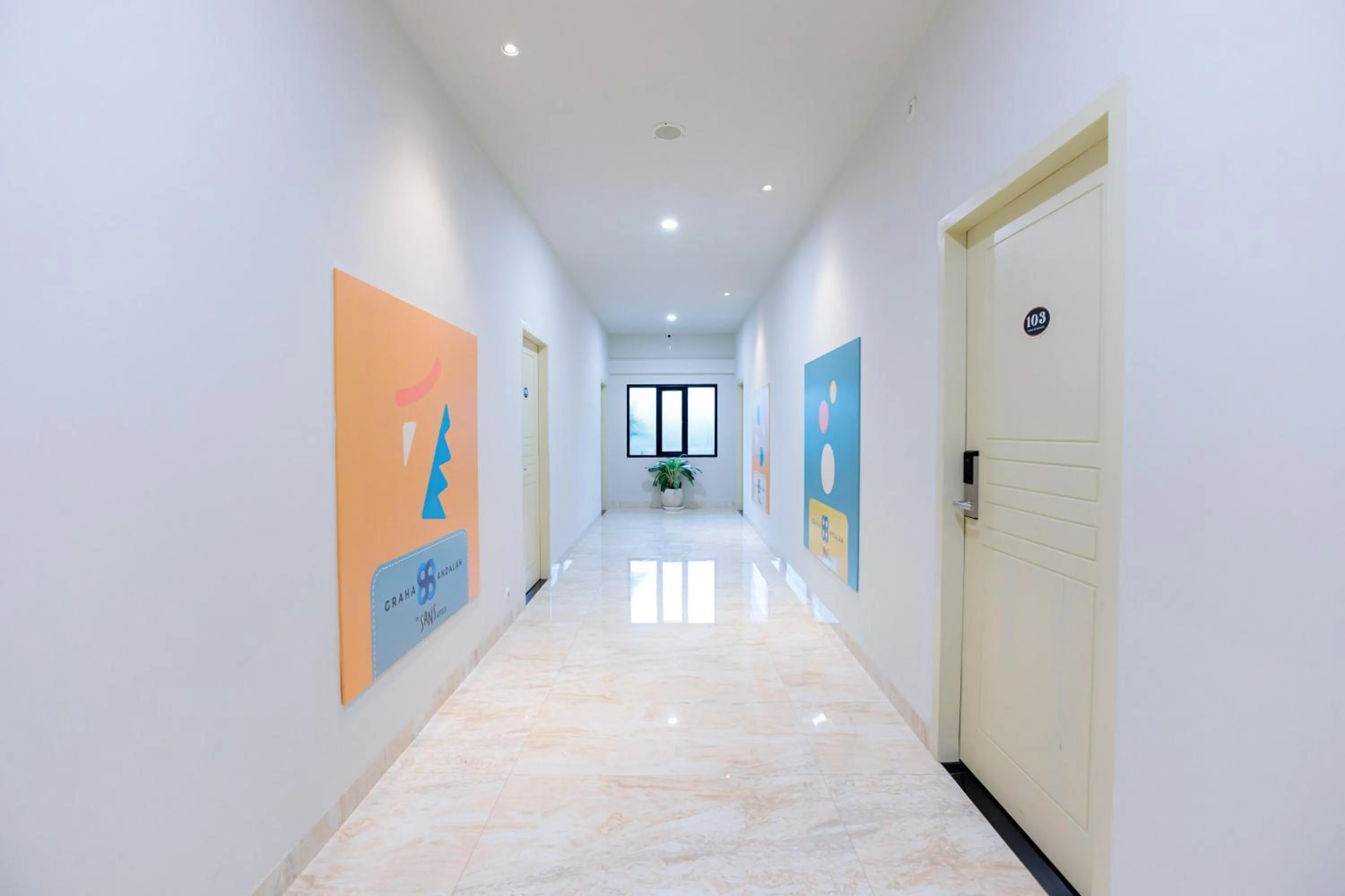 Property building in Sans Hotel 88 Andalan Surabaya by RedDoorz