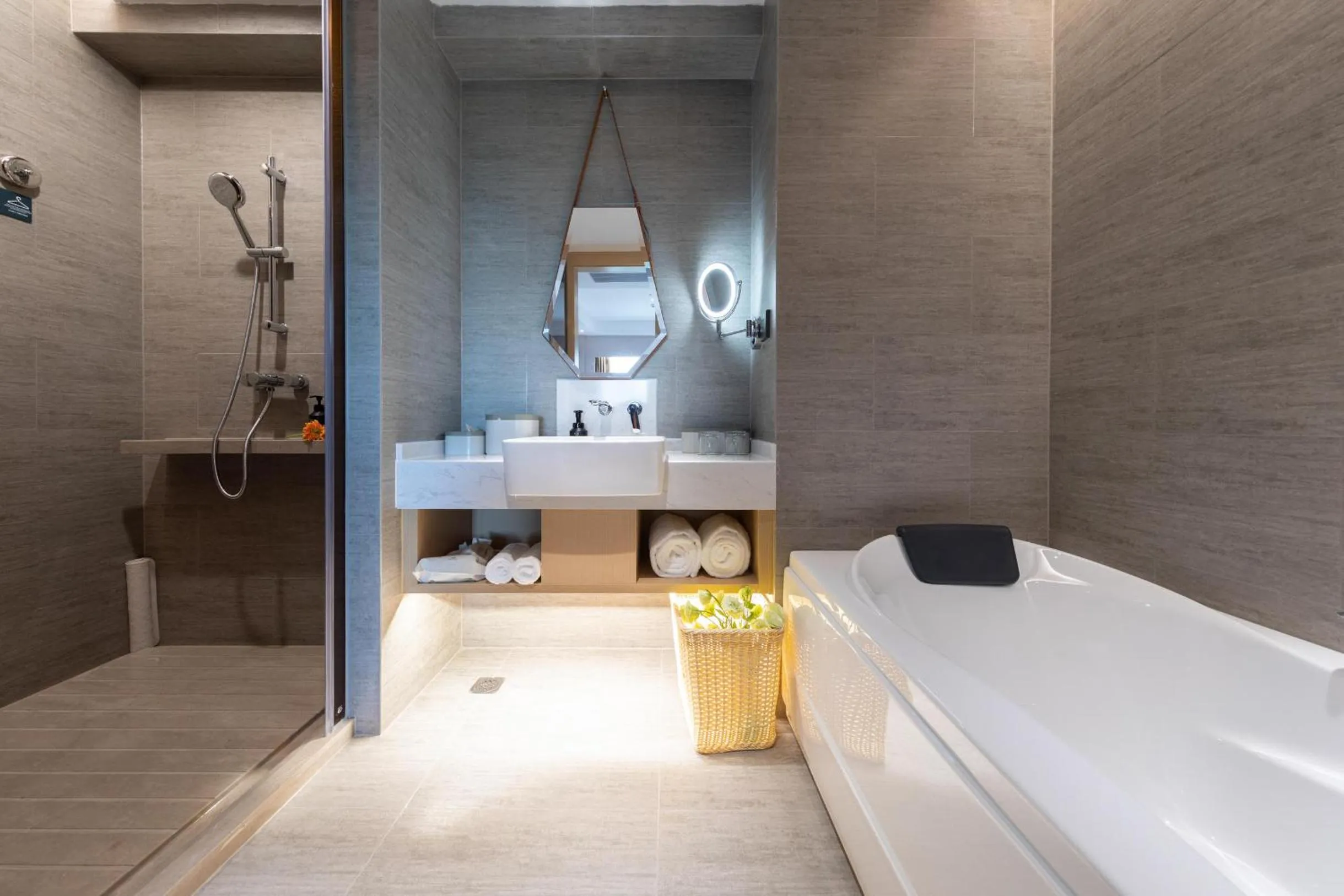 Bed in Atour Hotel Zhuhai High Tech Zone University Town Government Affairs Center