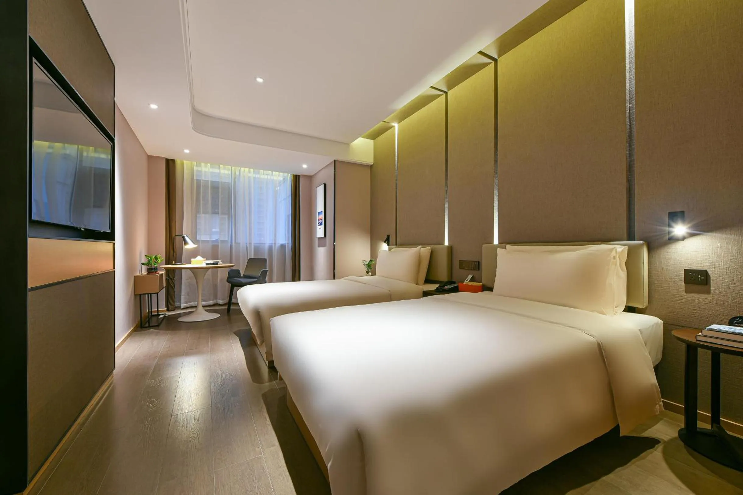 Bed in Atour Hotel Dongguan Nancheng International Trade Center