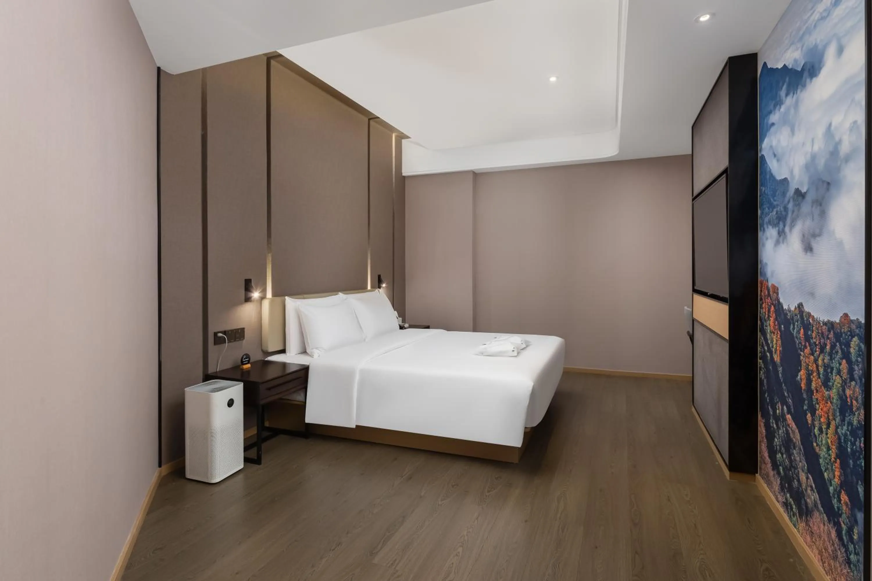 Bedroom, Bed in Atour Hotel Chongqing Guanyinqiao Flower Garden