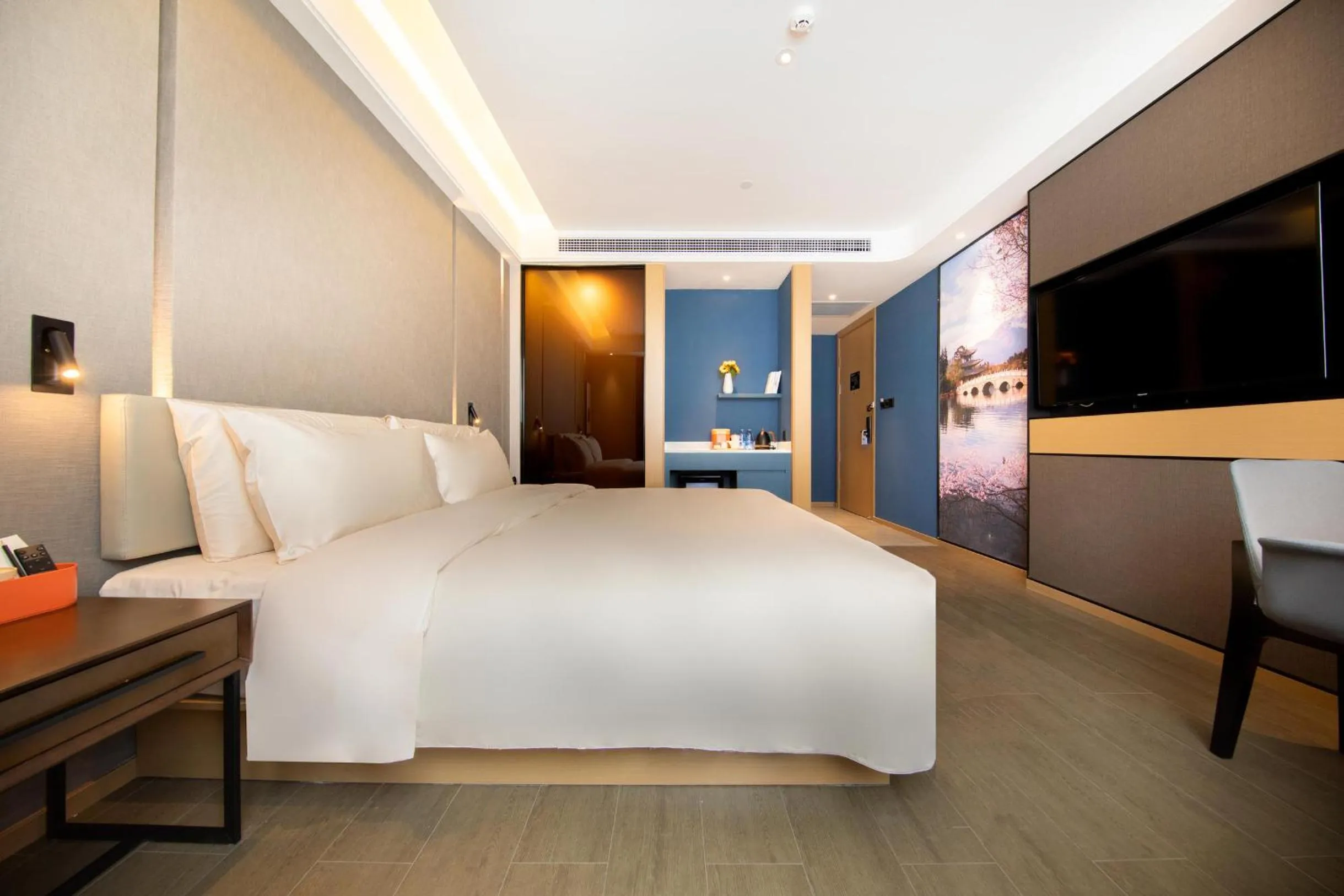 Bed in Atour Hotel Kunming Cuihu