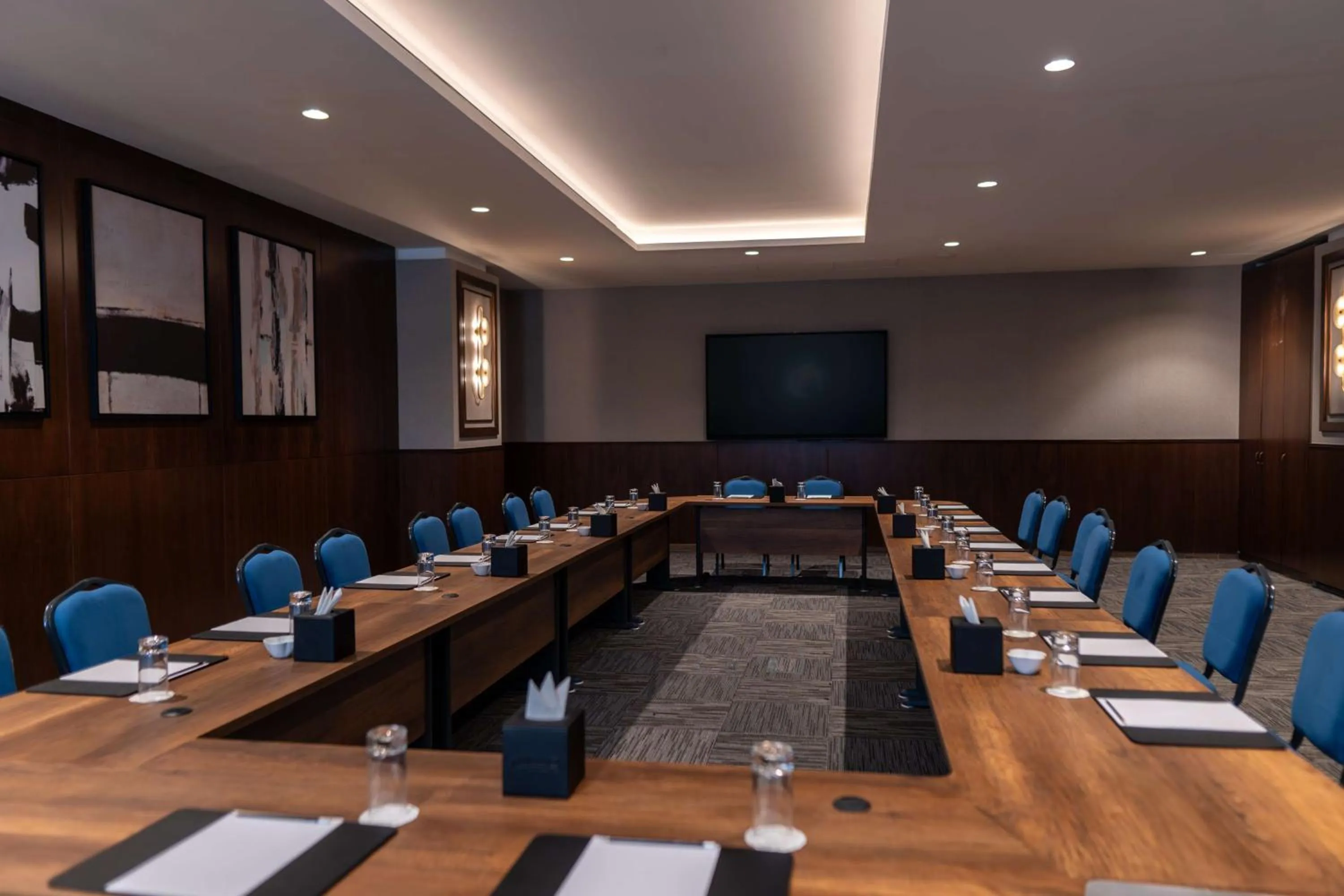 Meeting/conference room in Radisson Blu Hotel, Amman Galleria Mall
