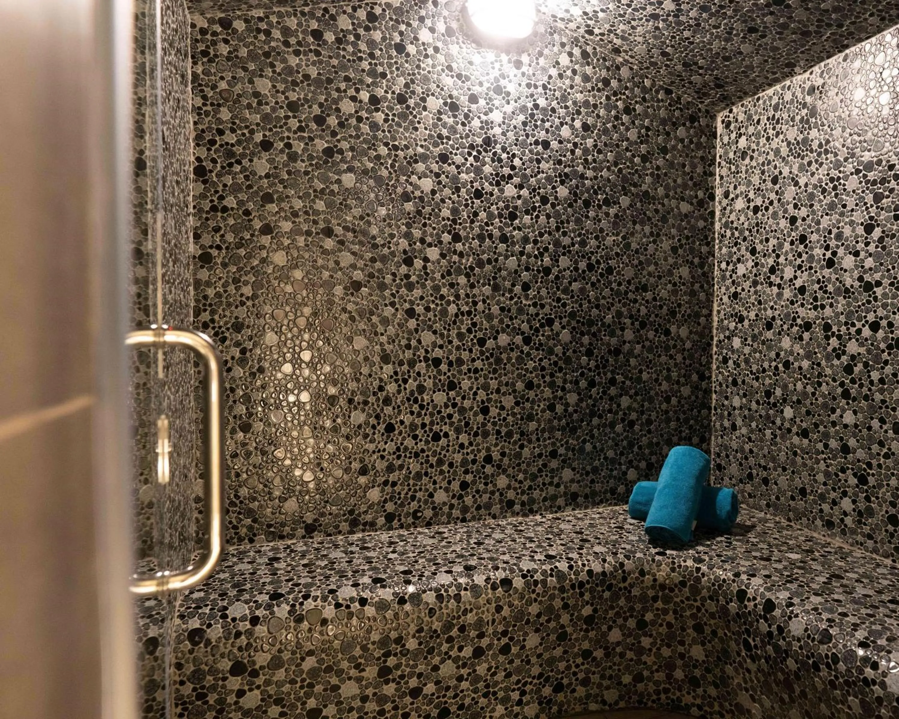 Spa and wellness centre/facilities in Radisson Blu Hotel, Amman Galleria Mall