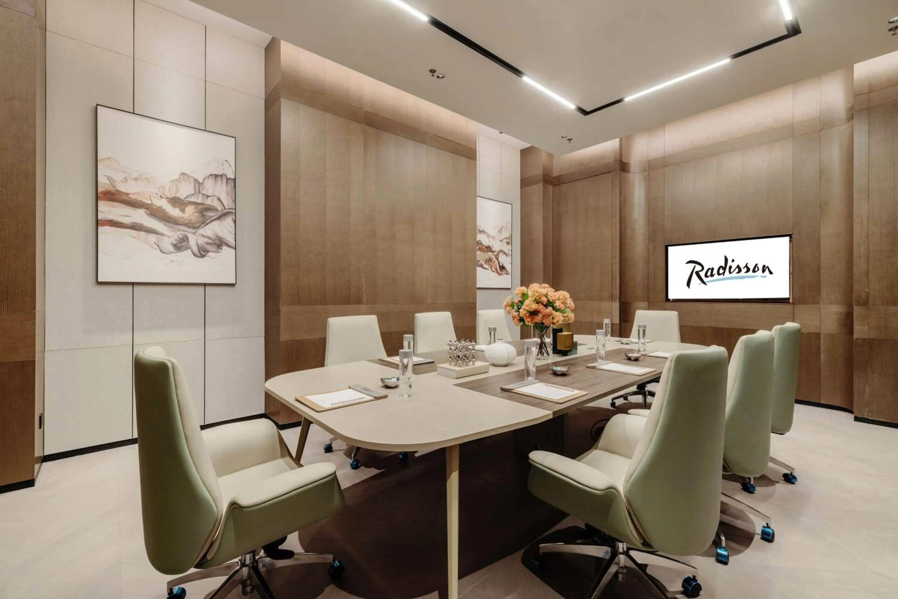 Meeting/conference room in Radisson Hotel, Beijing DaXing Airport