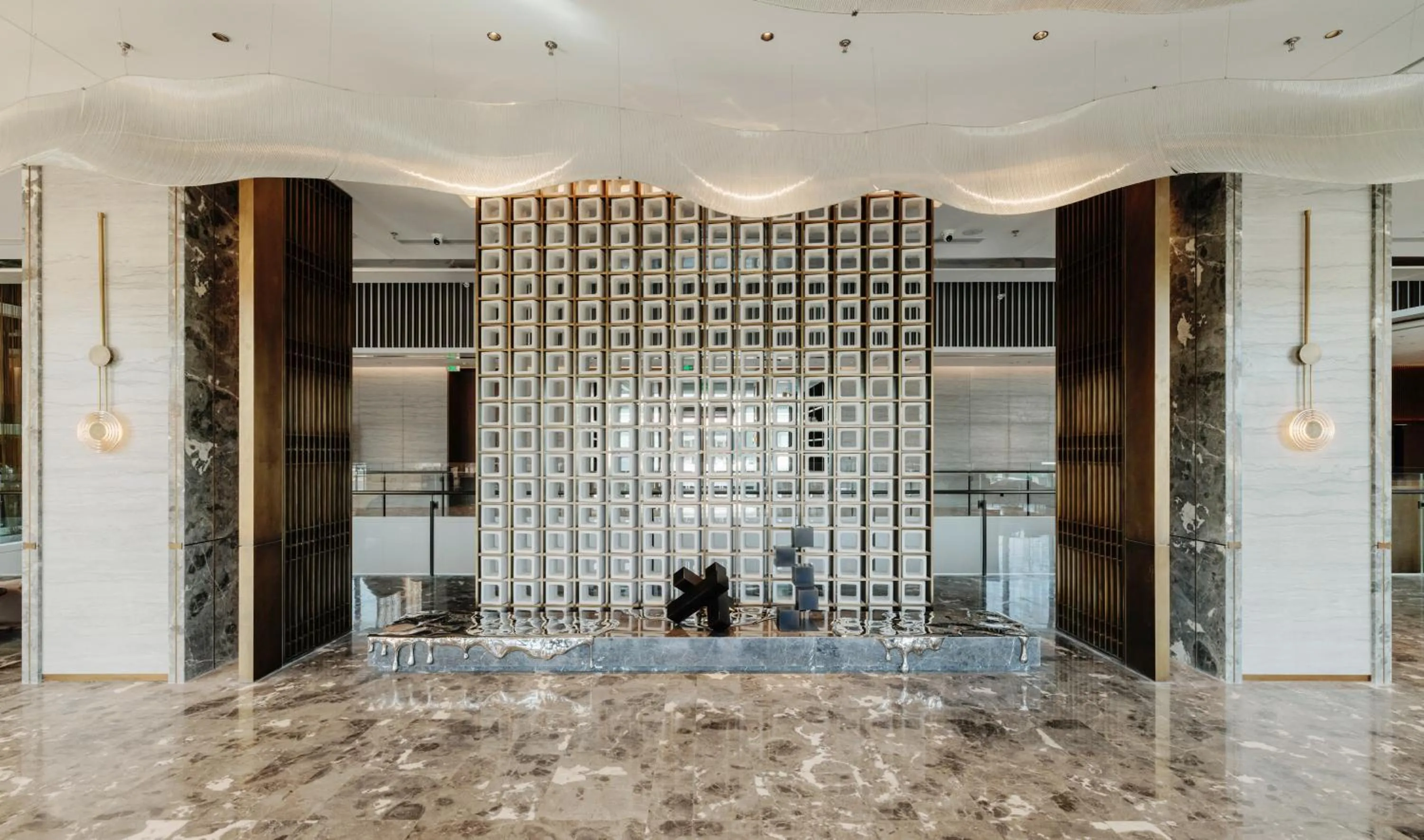 Lobby or reception in Radisson Hotel, Beijing DaXing Airport
