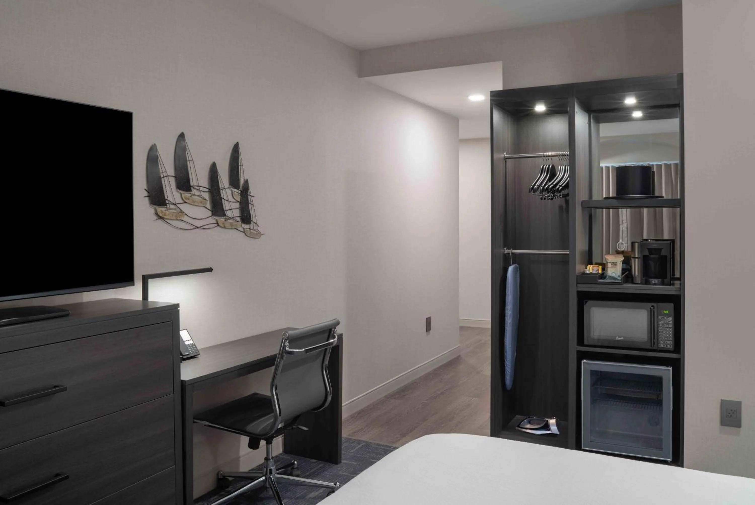 Bedroom, Bed in Fairfield by Marriott Inn & Suites Annapolis