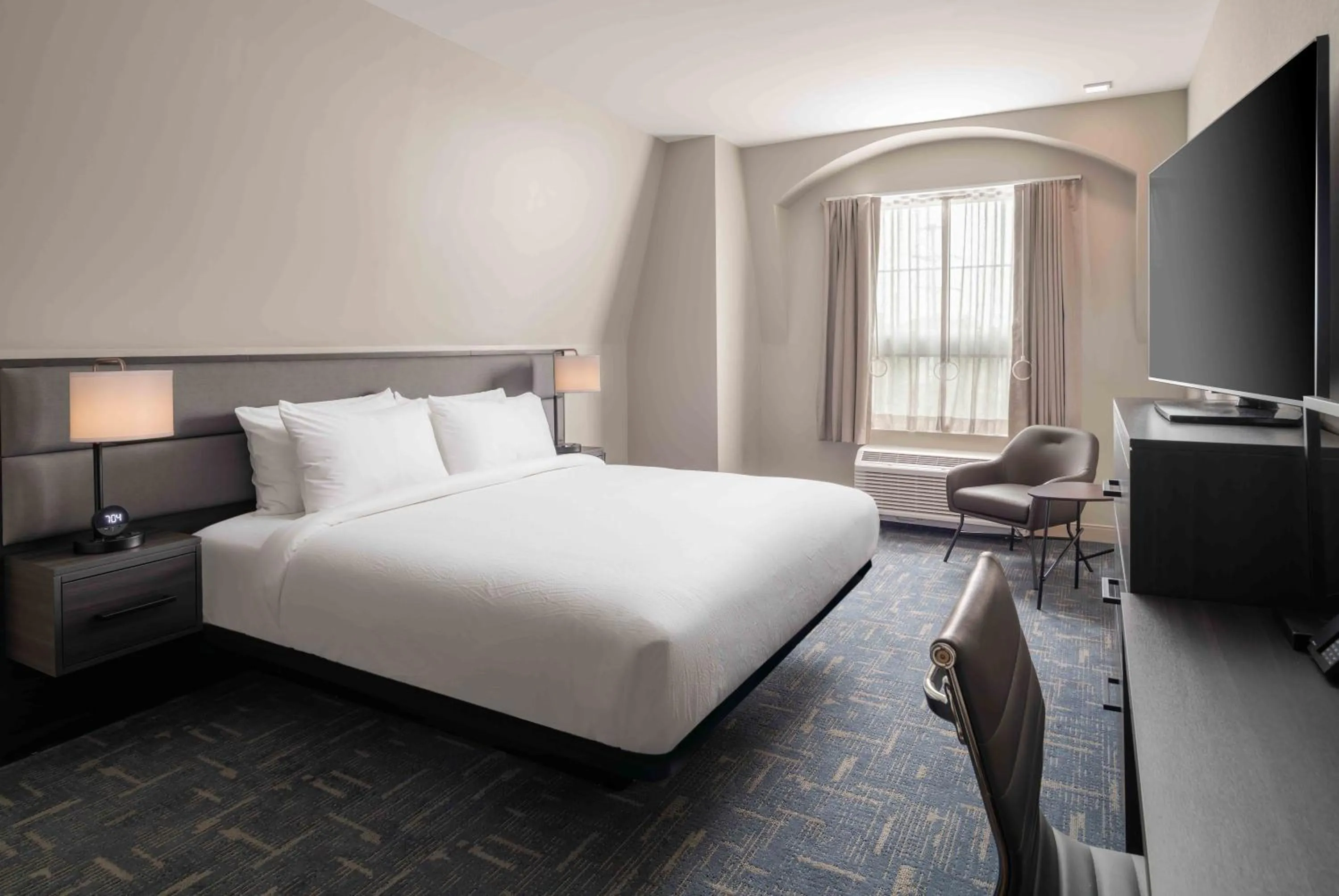 Bedroom, Bed in Fairfield by Marriott Inn & Suites Annapolis