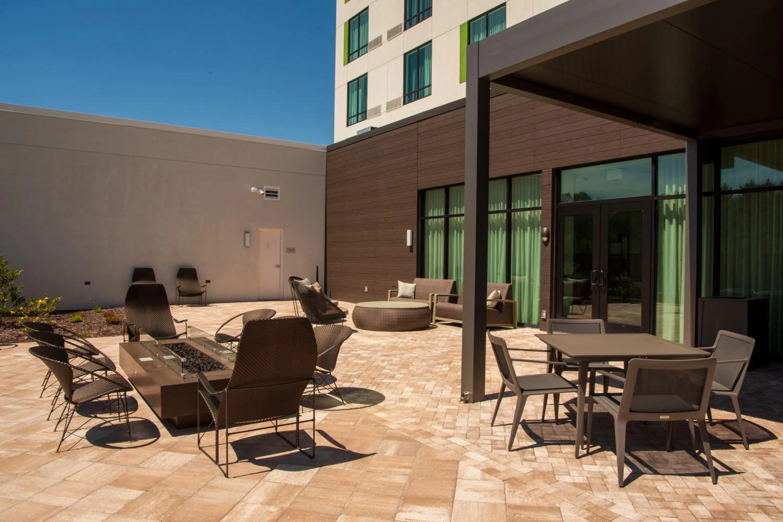 Patio in Courtyard by Marriott Lake City