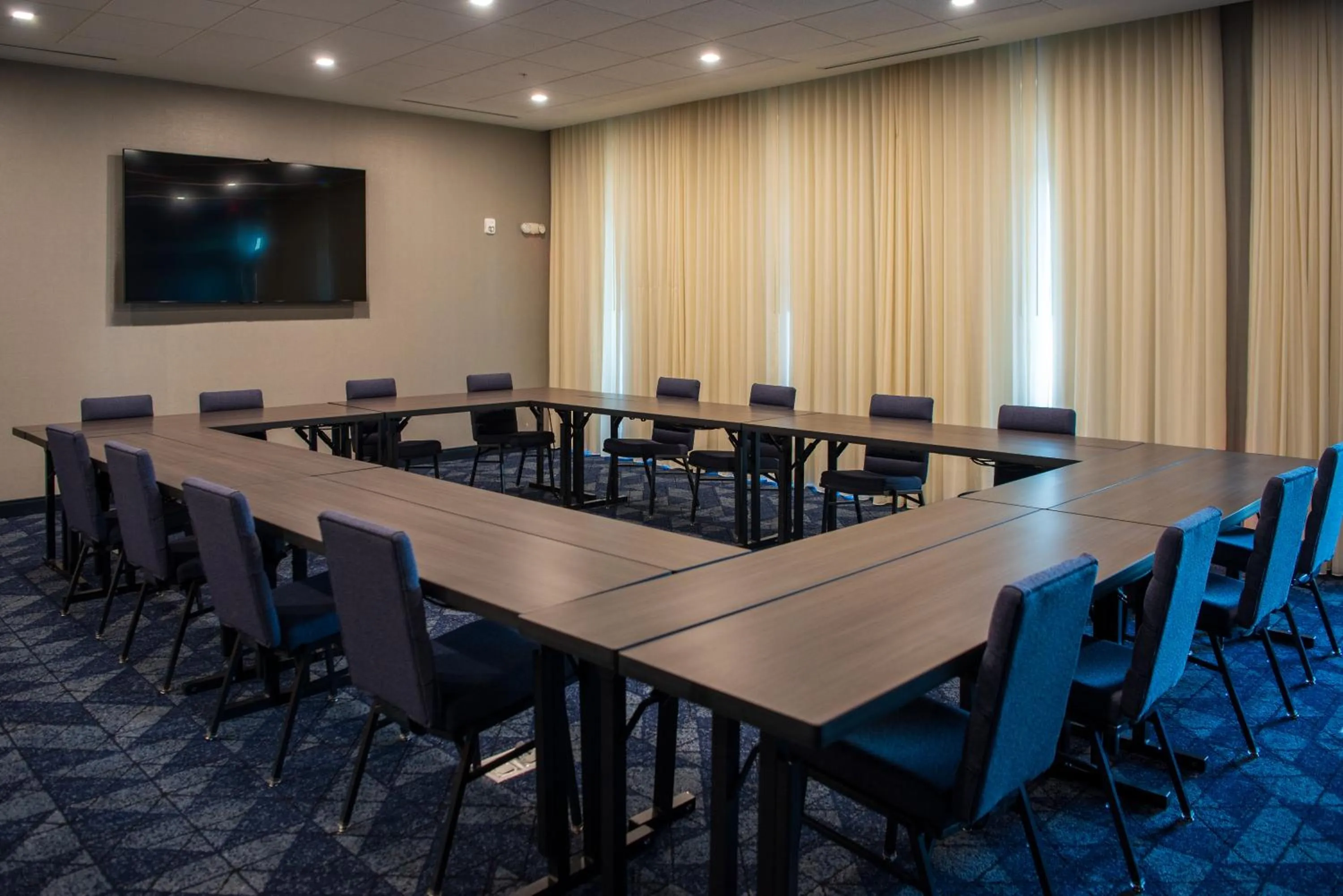 Meeting/conference room in Courtyard by Marriott Lake City