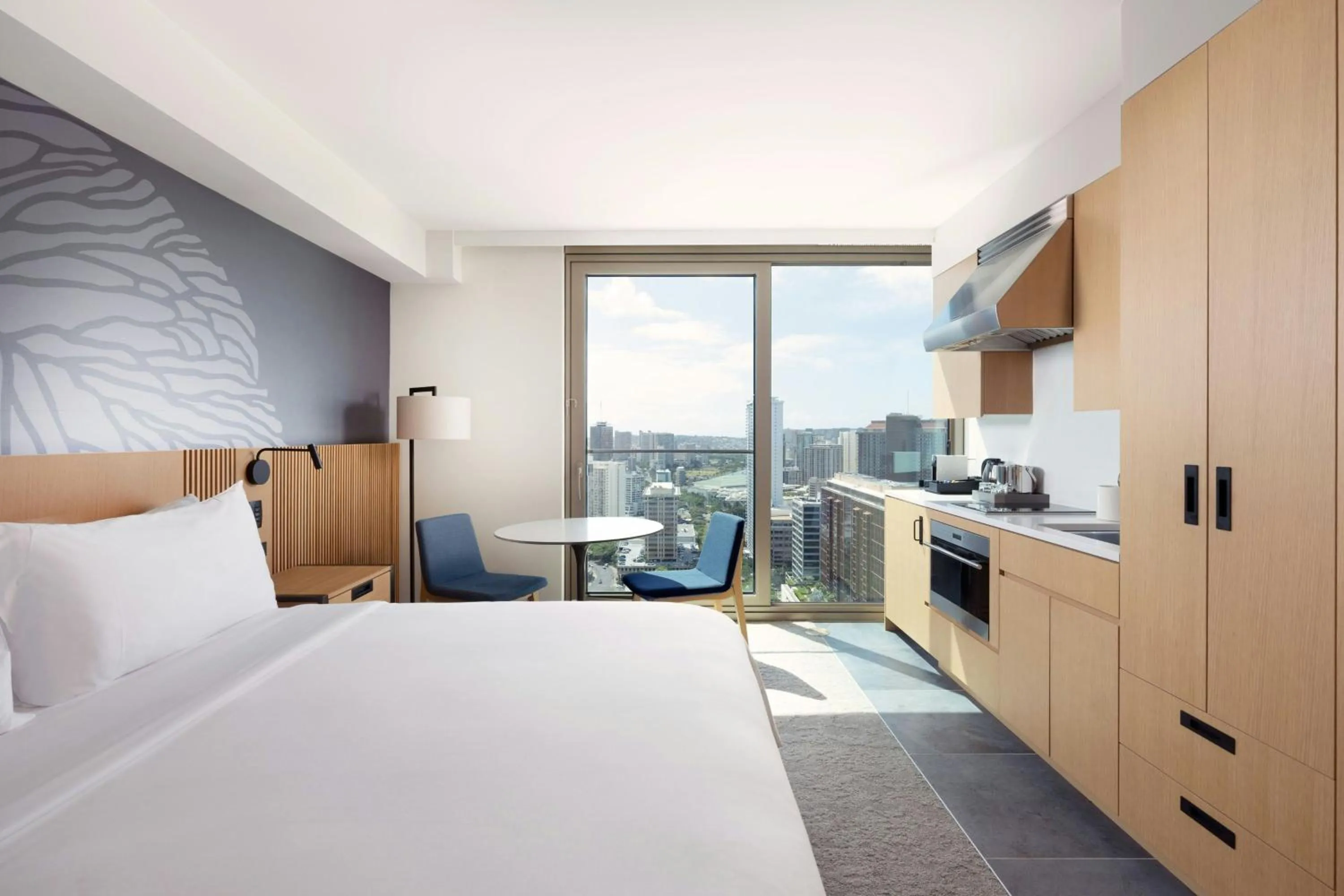 Photo of the whole room, Bed in Renaissance Honolulu Hotel & Spa