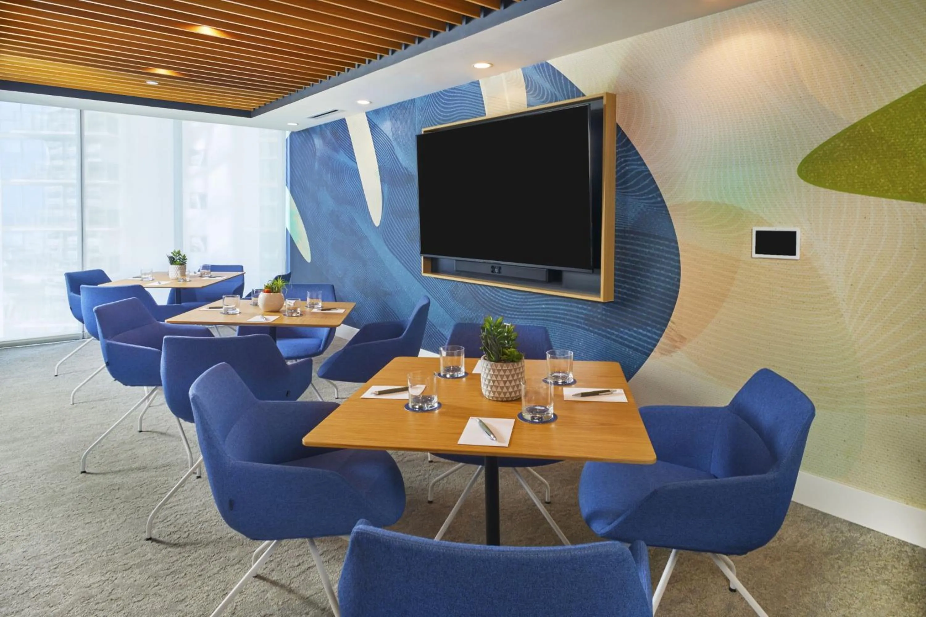 Meeting/conference room in Renaissance Honolulu Hotel & Spa