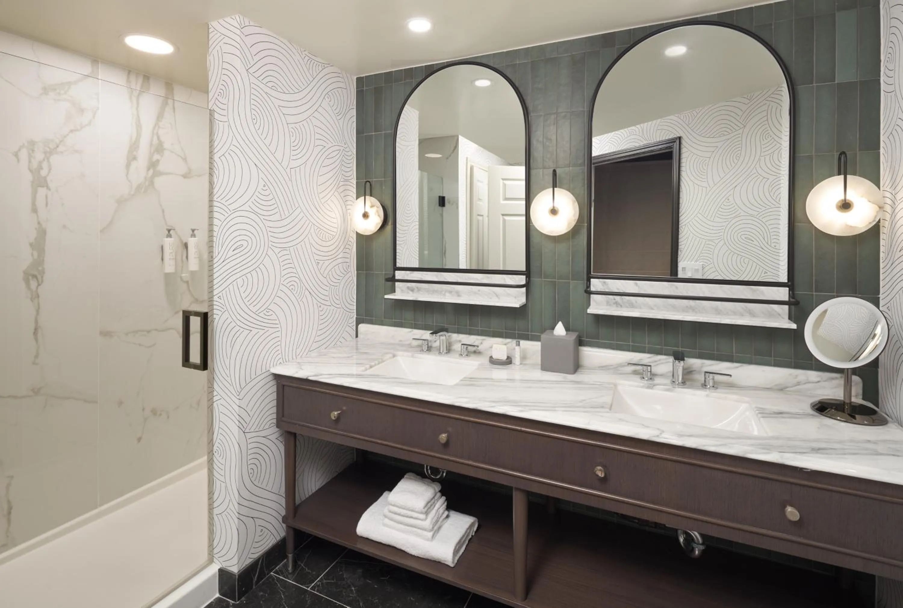 Shower in Hotel Vesper, Houston, a Tribute Portfolio Hotel