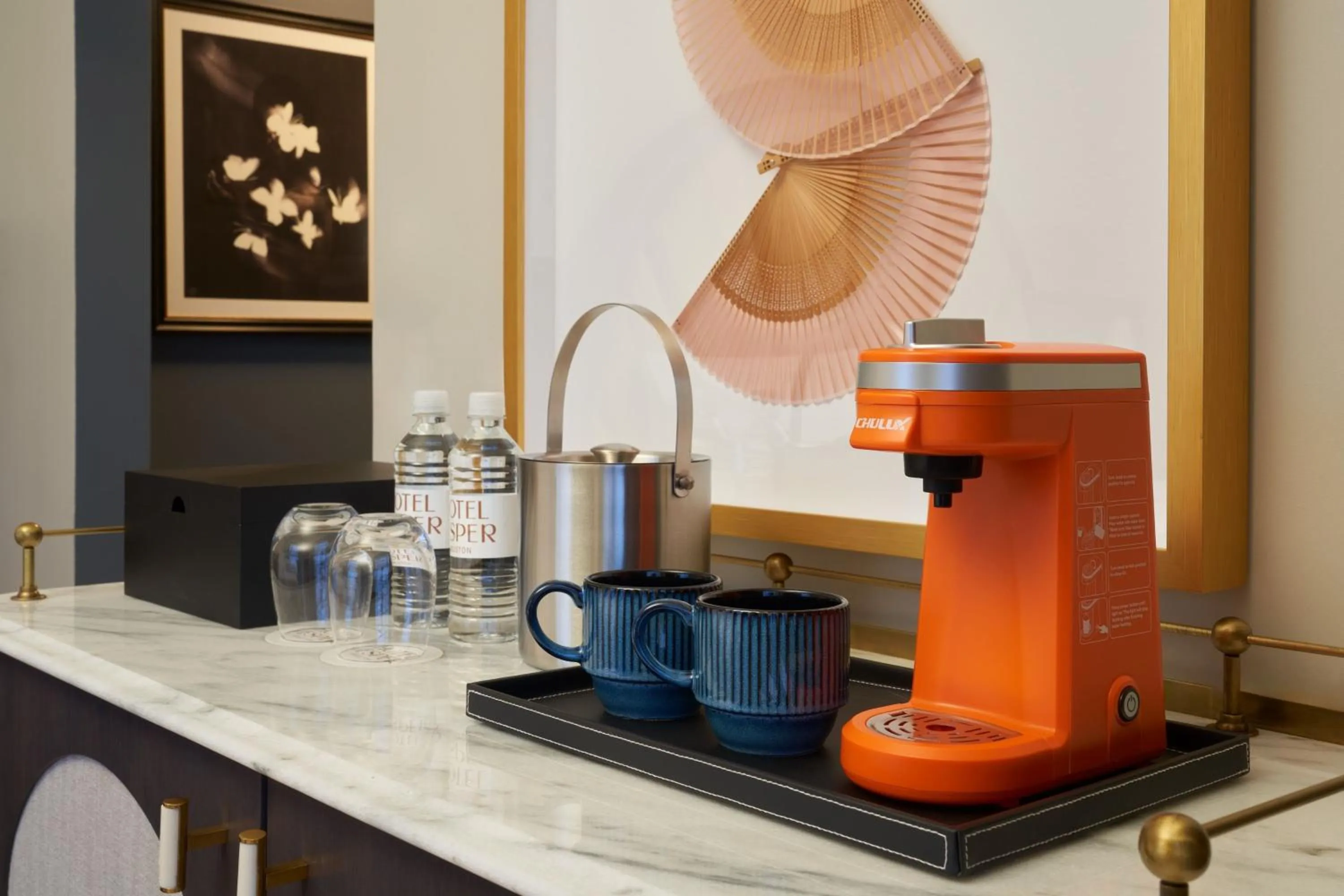 Photo of the whole room in Hotel Vesper, Houston, a Tribute Portfolio Hotel