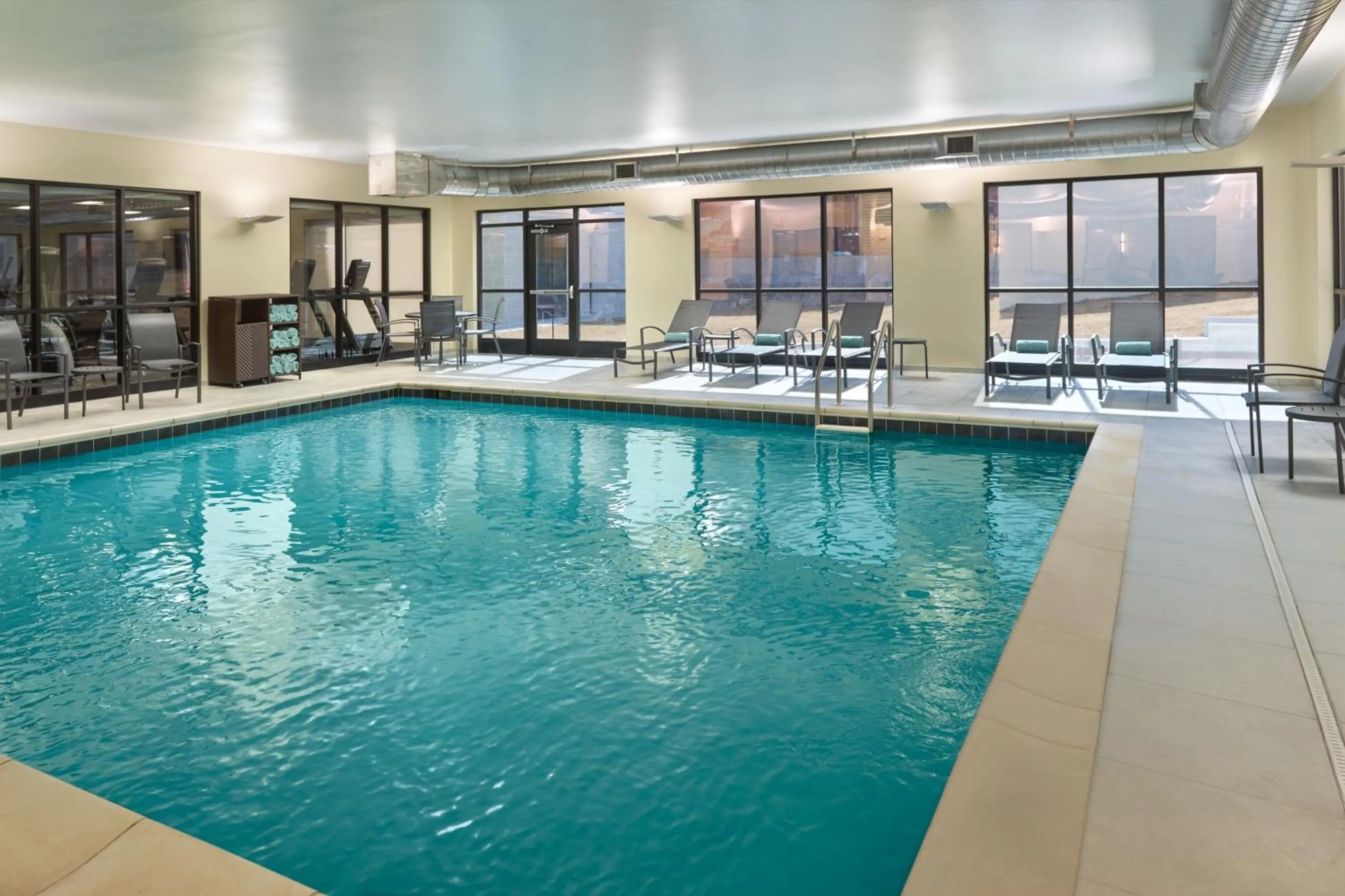 Swimming pool in Fairfield by Marriott Inn & Suites Decatur