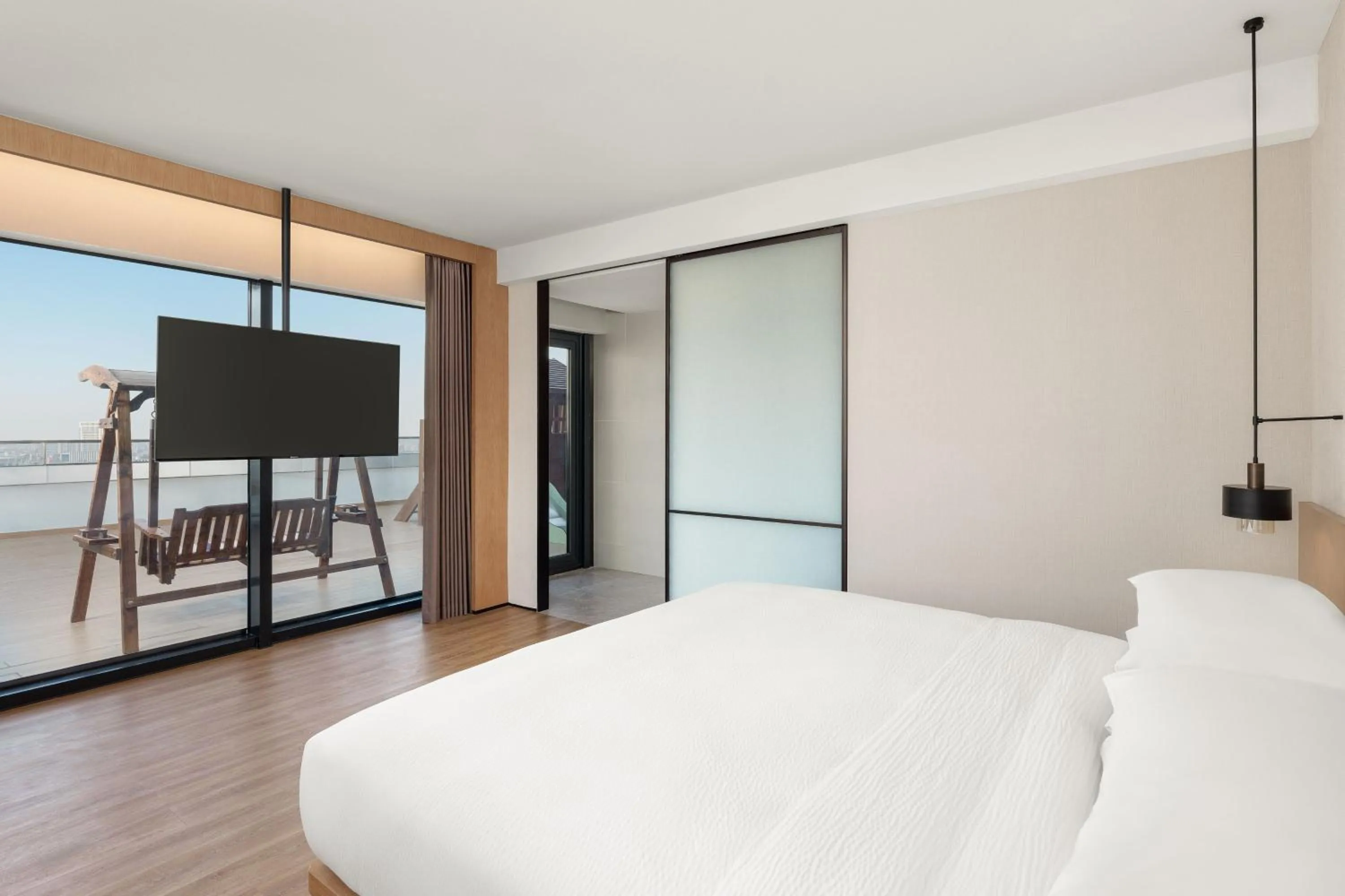 Bedroom, Bed in Fairfield by Marriott Pujiang