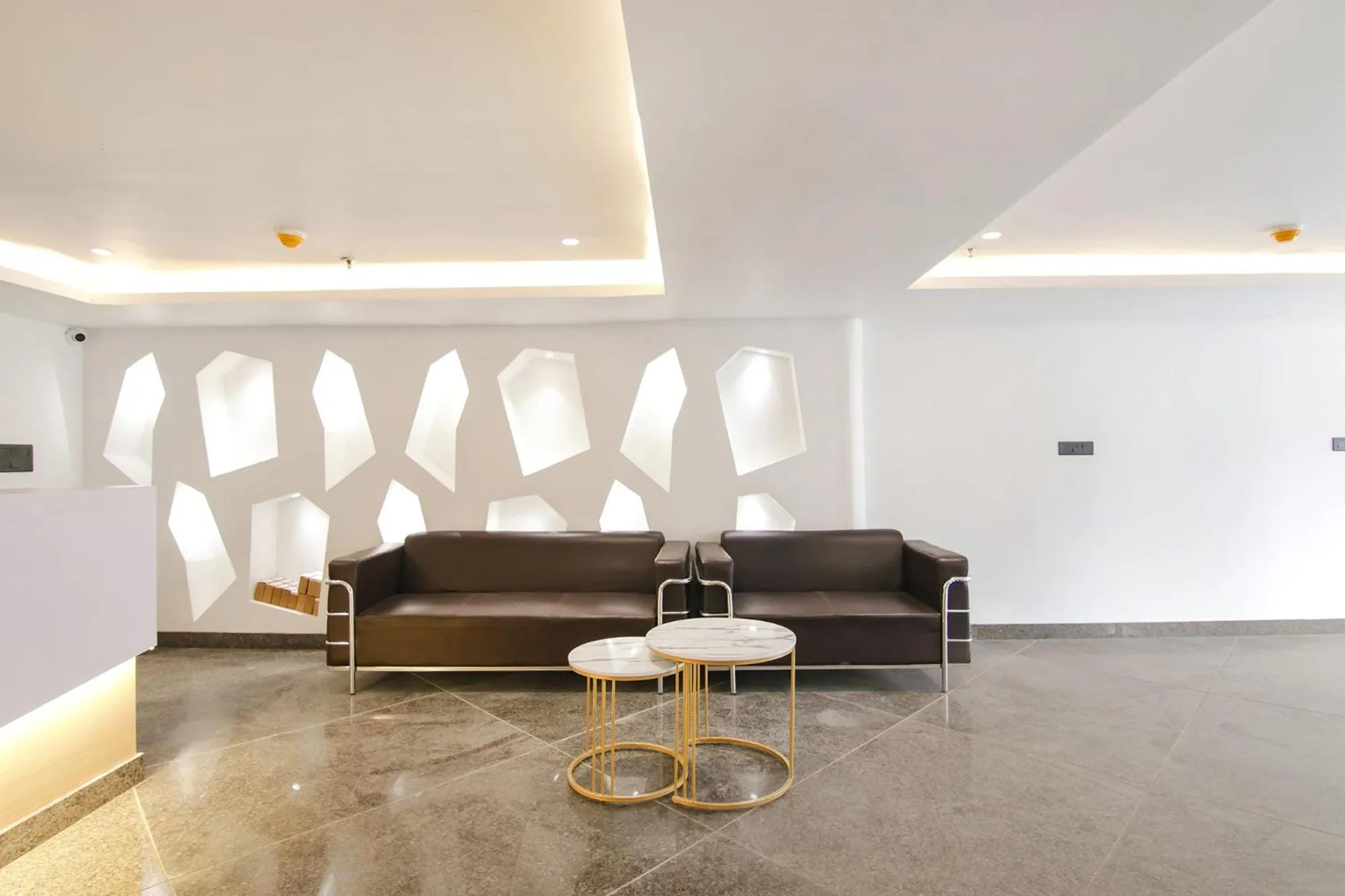 Seating area in FabHotel Sky Suites Karkardooma