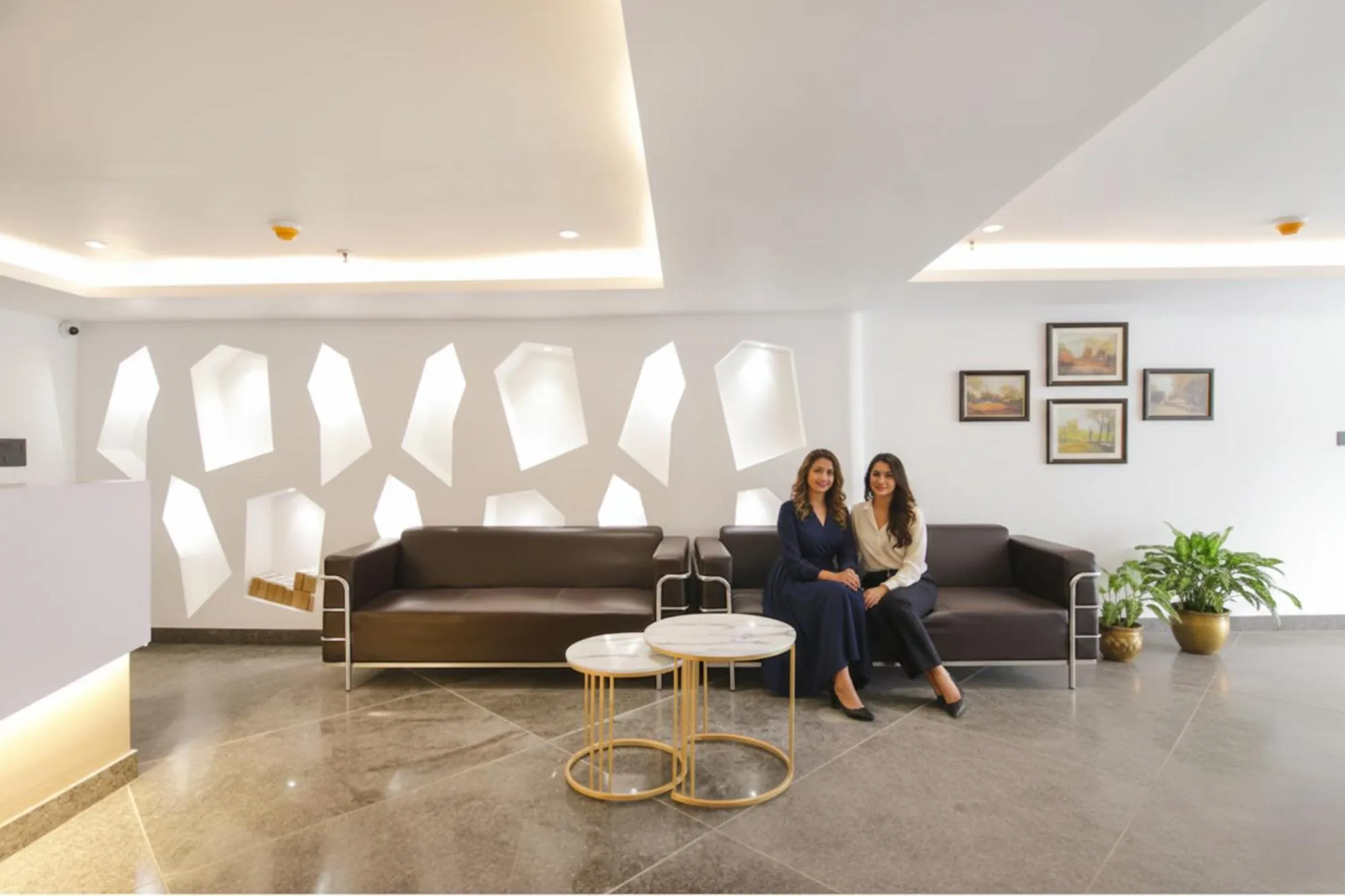 Seating area in FabHotel Sky Suites Karkardooma