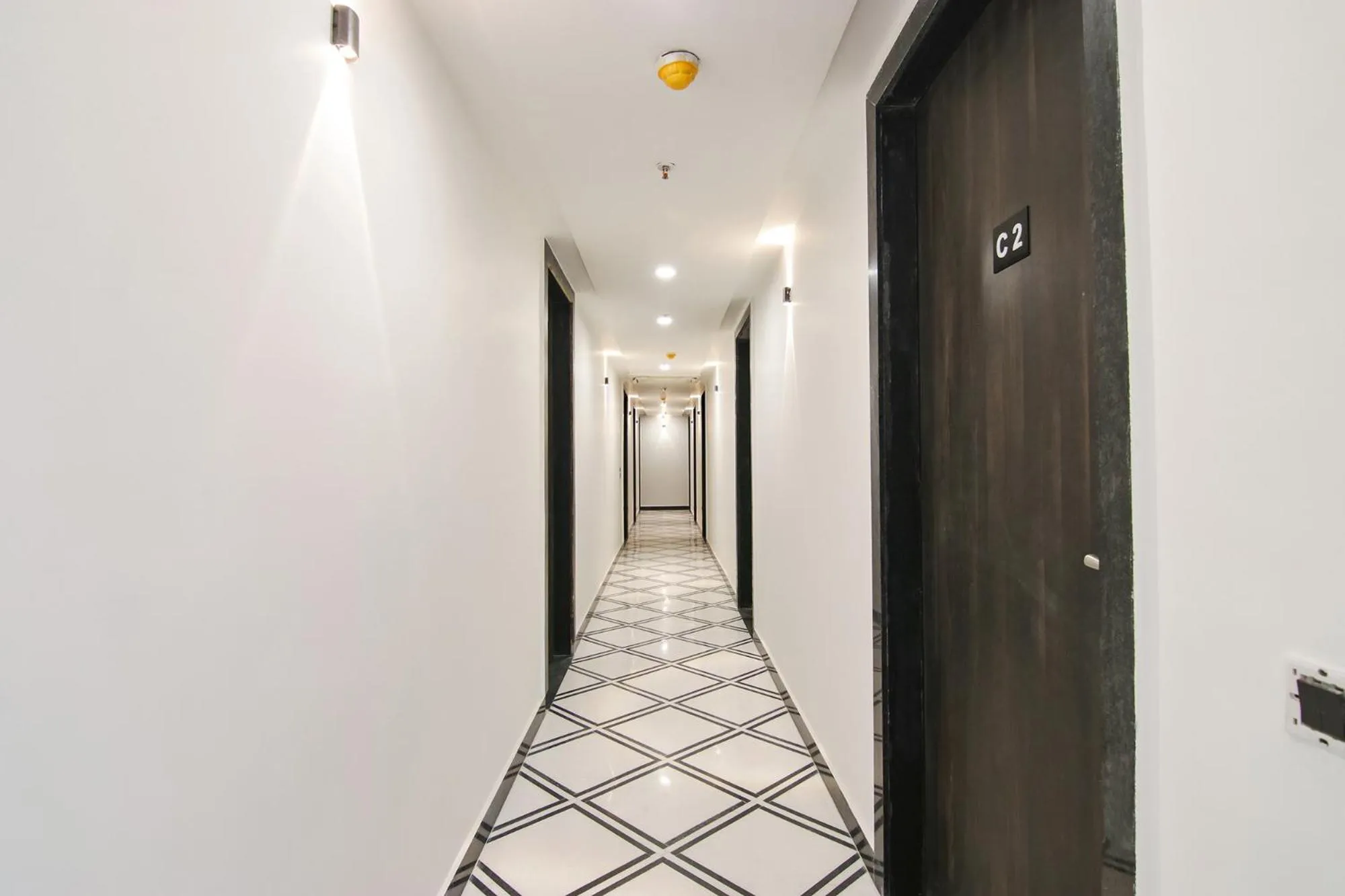 Lobby or reception in FabHotel Sky Suites Karkardooma