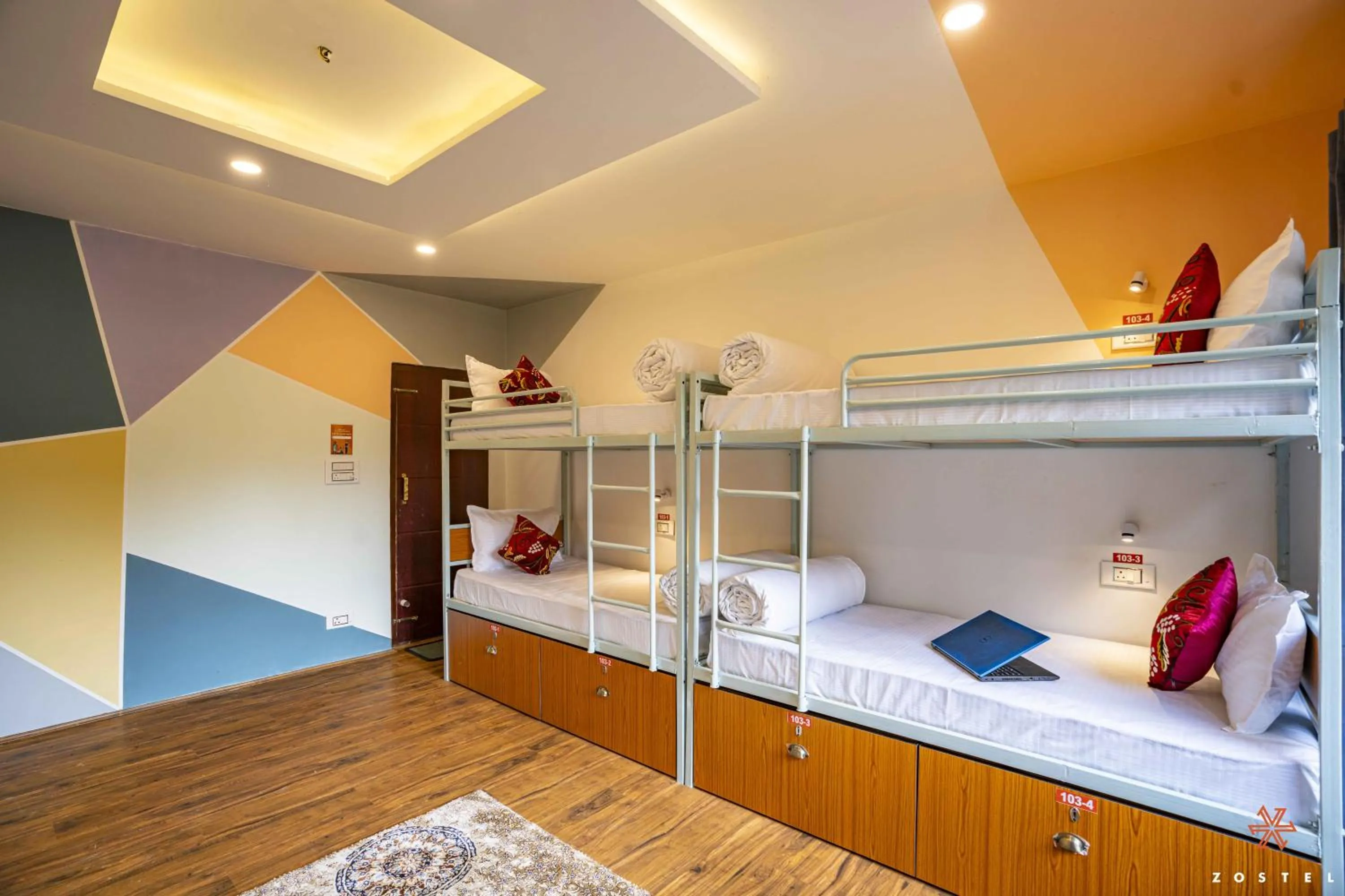 Bed in Zostel Pahalgam