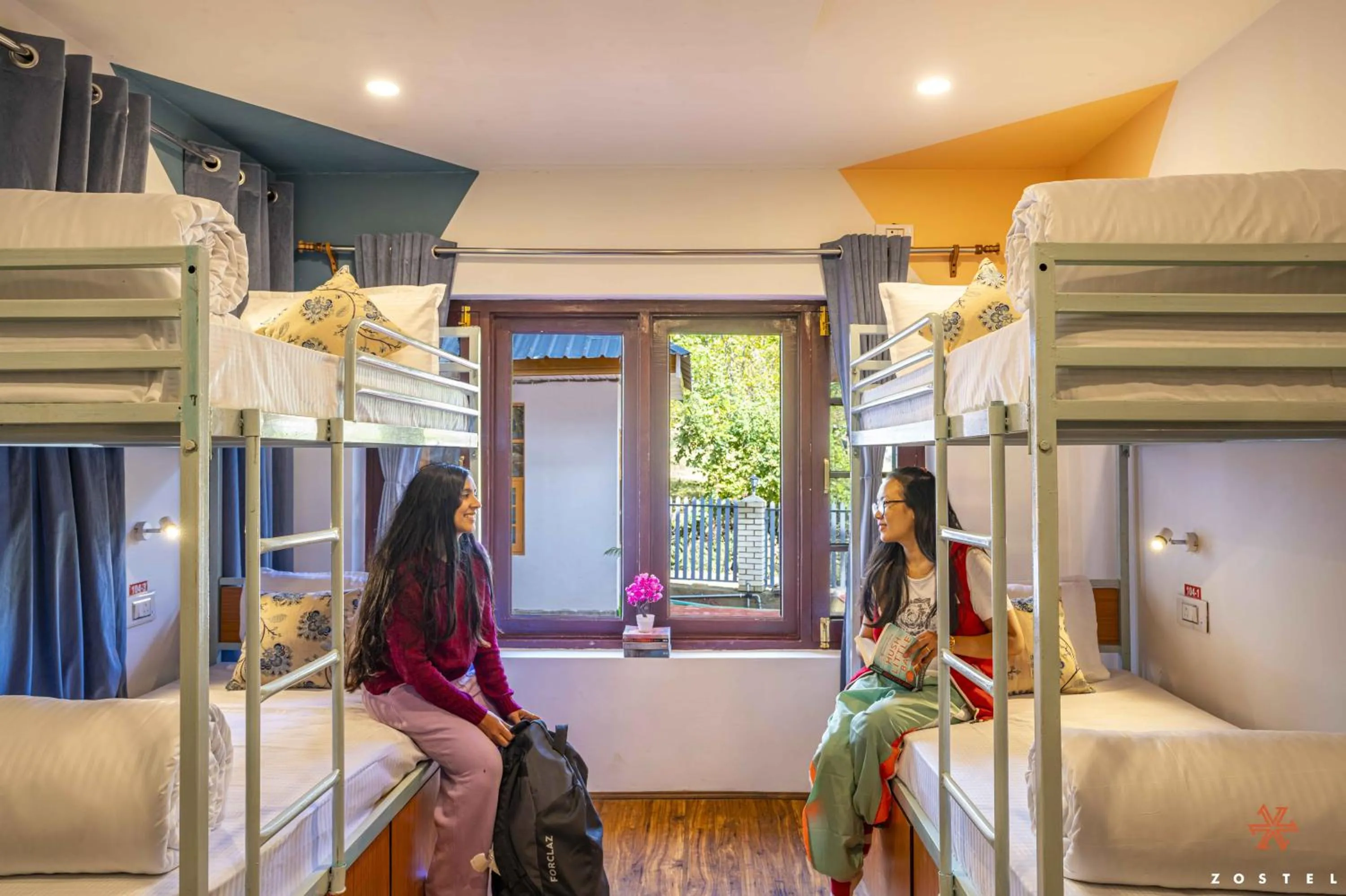 Bed in Zostel Pahalgam