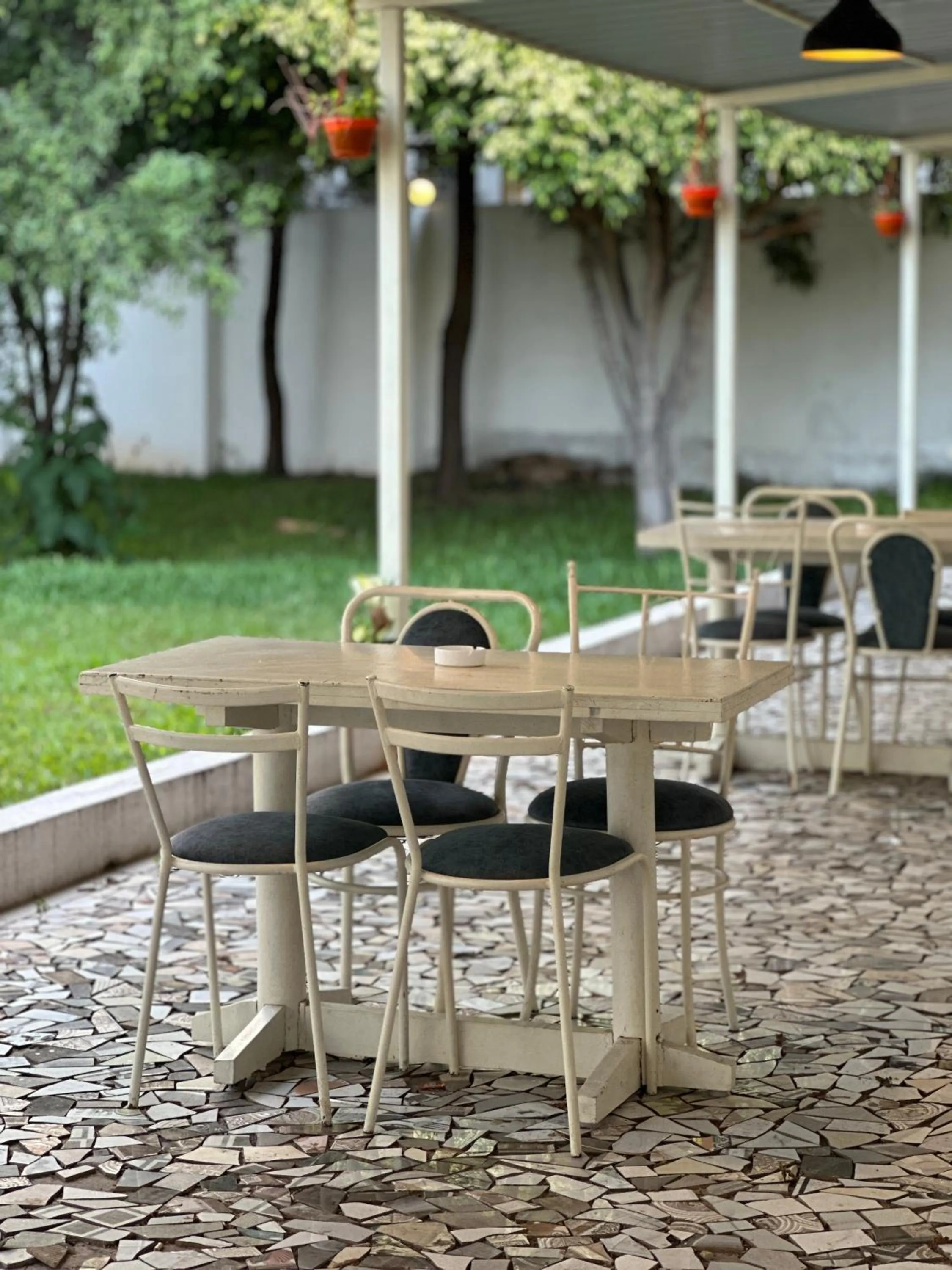 Garden in ZEKE HOTELS