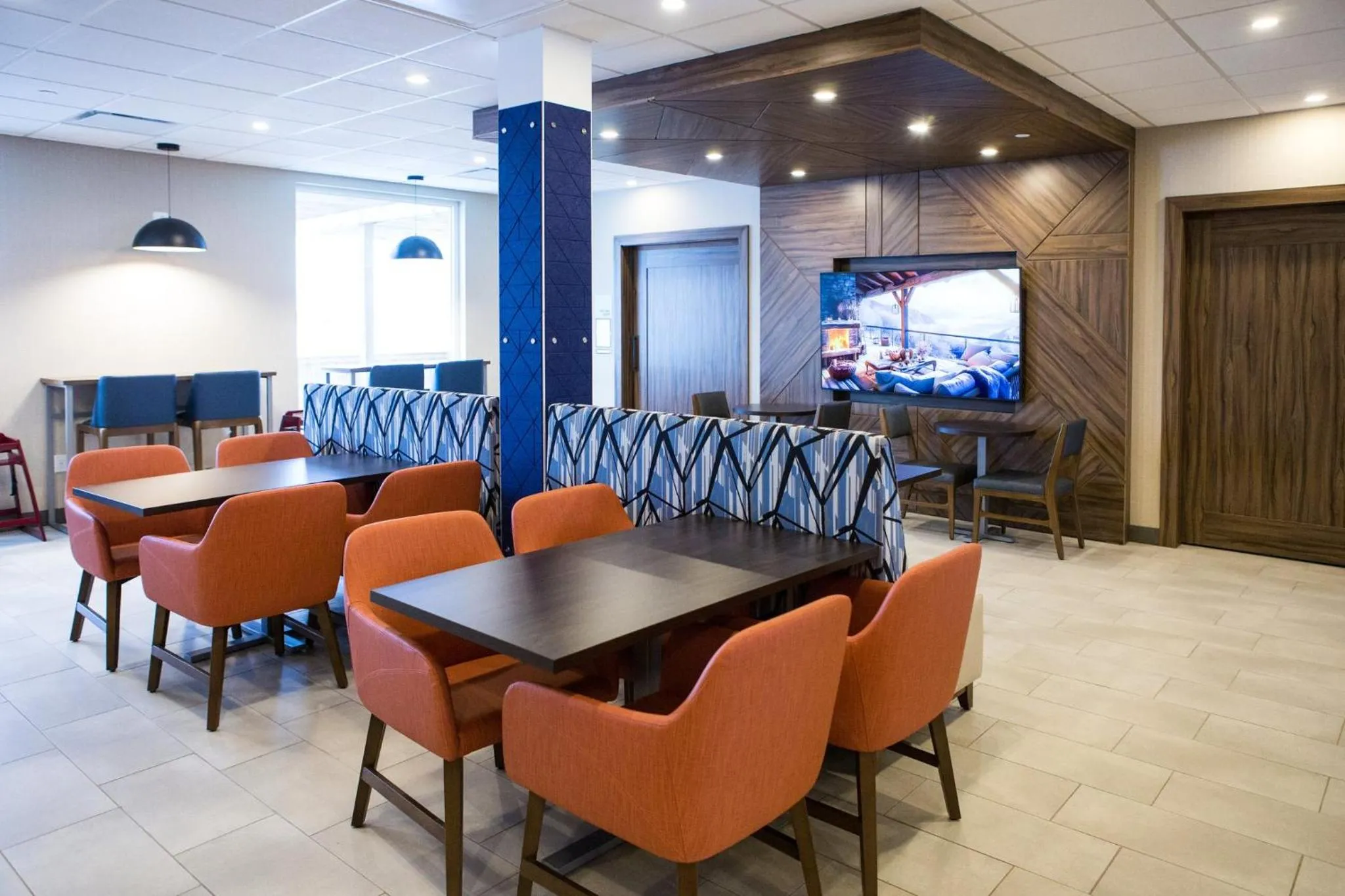 Breakfast in Holiday Inn Express & Suites Prince Albert - South by IHG