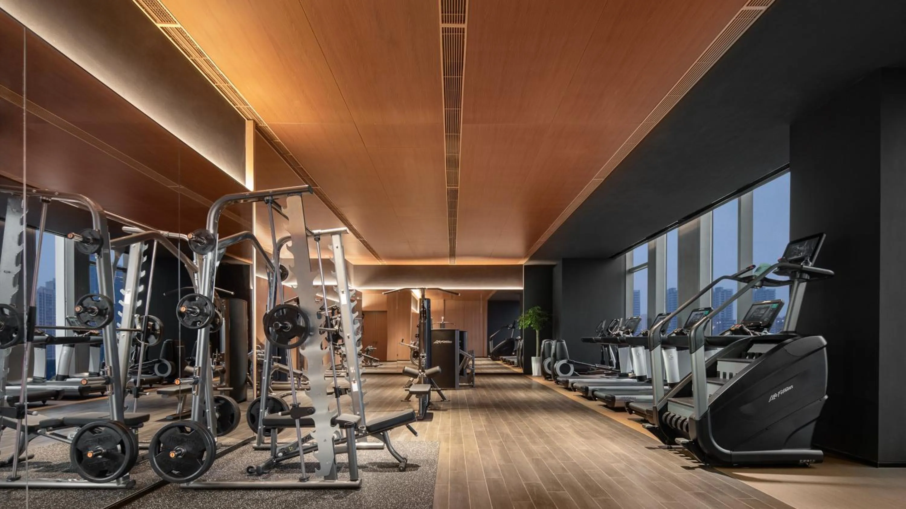 Fitness centre/facilities in InterContinental Wuxi Taihu New City by IHG