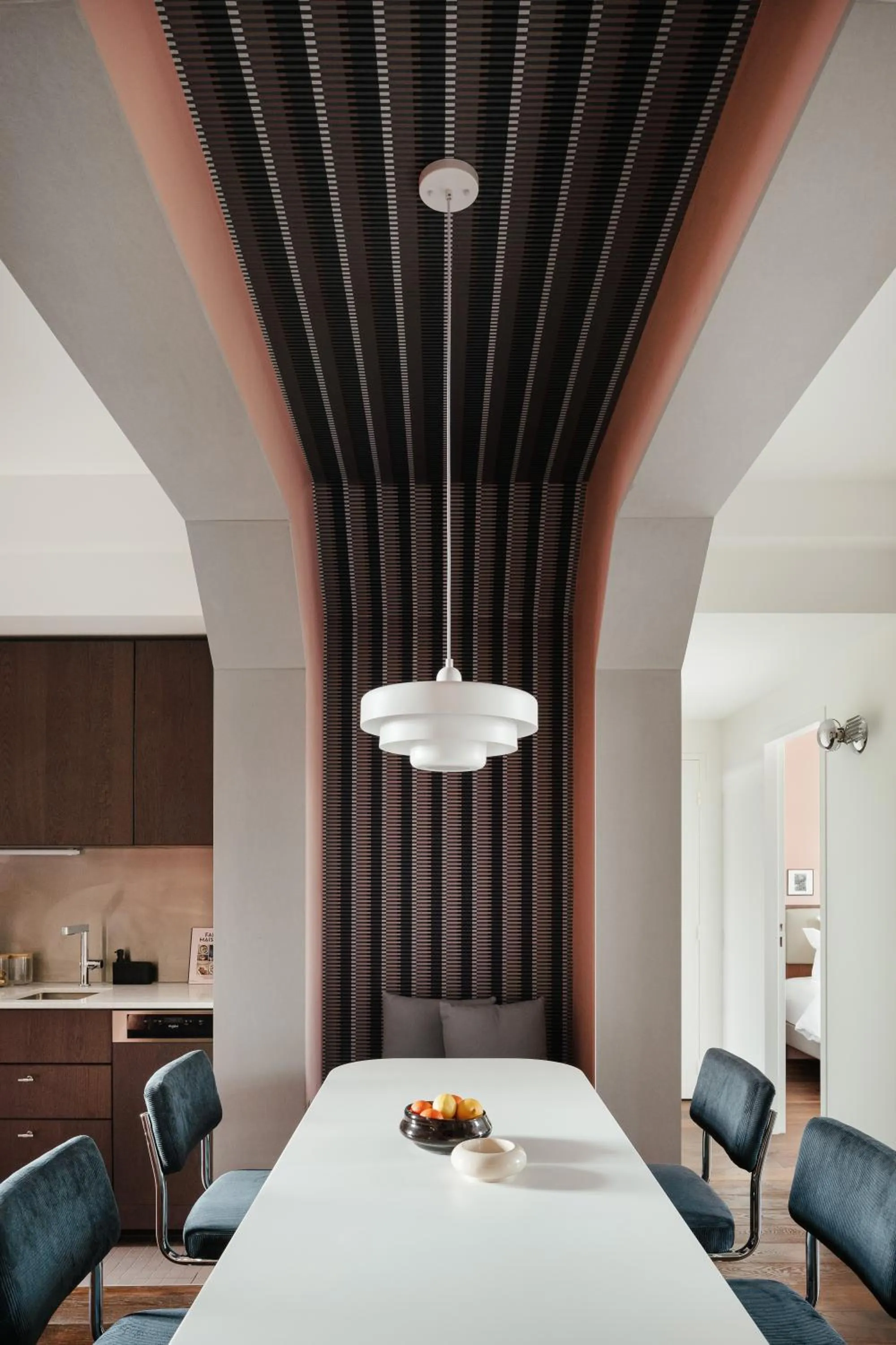 Dining area in Edgar Suites Lille - Faidherbe