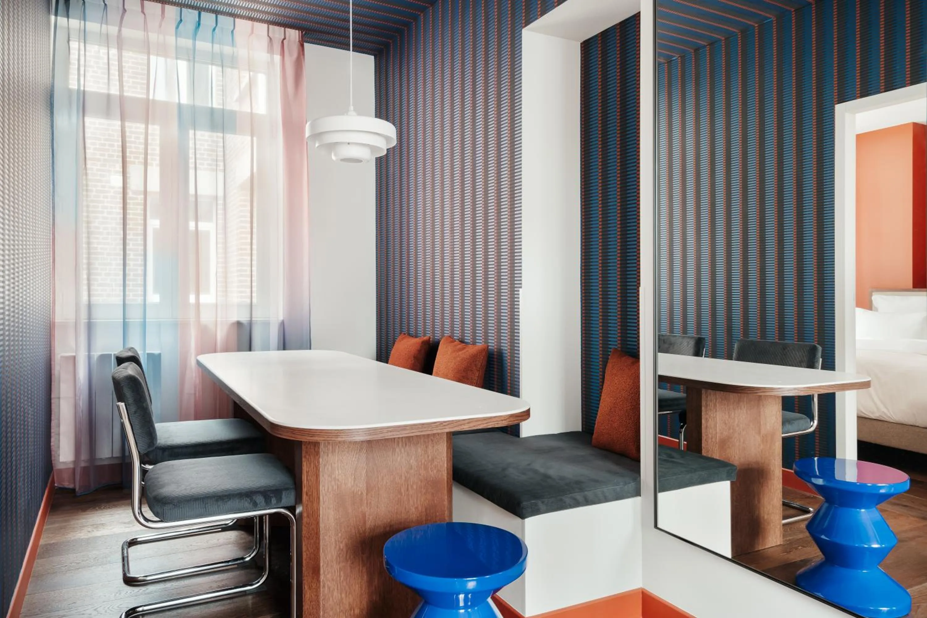 Dining area in Edgar Suites Lille - Faidherbe