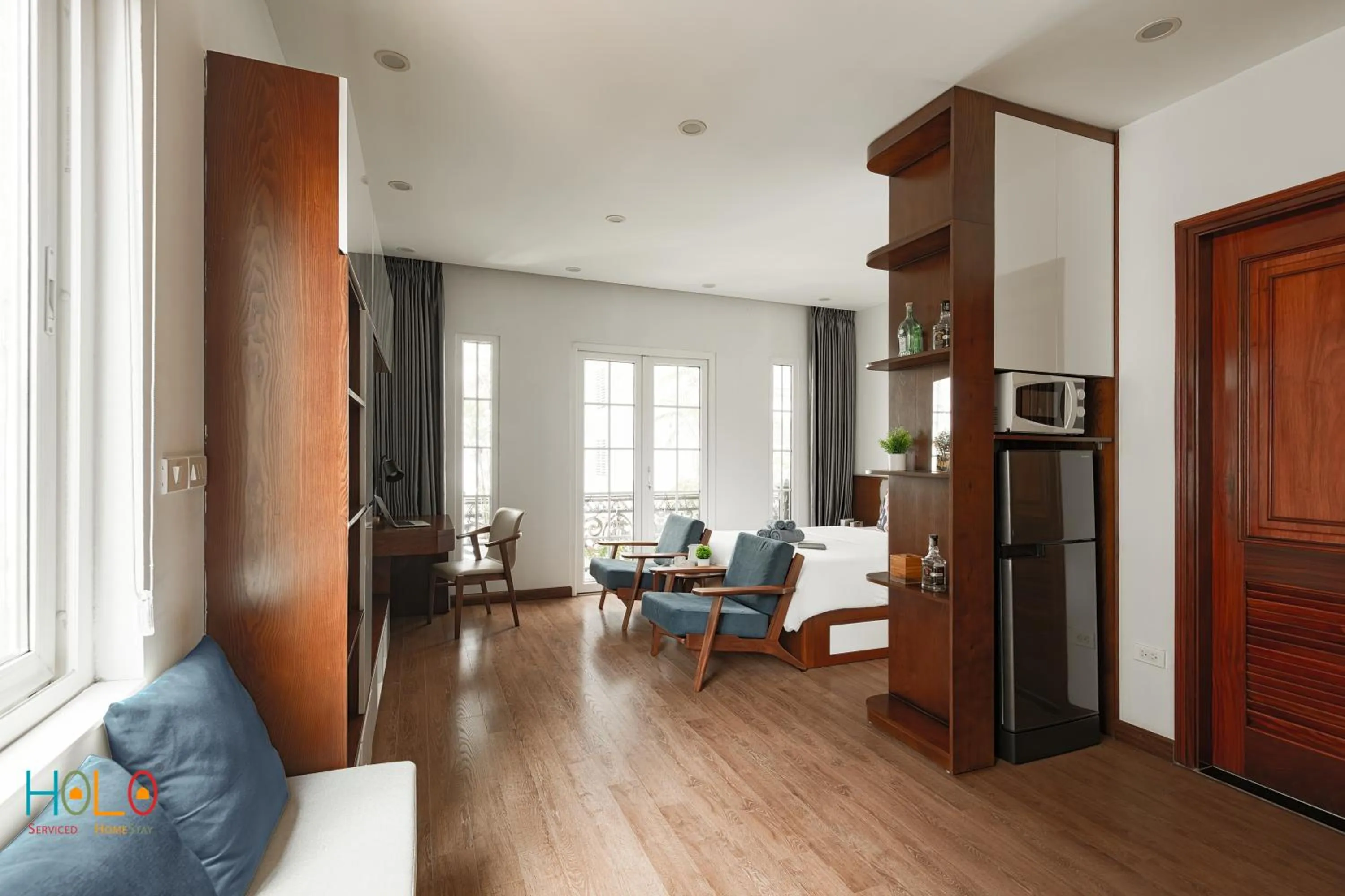 TV and multimedia in HoLo Central Hanoi - Serviced HomeStay