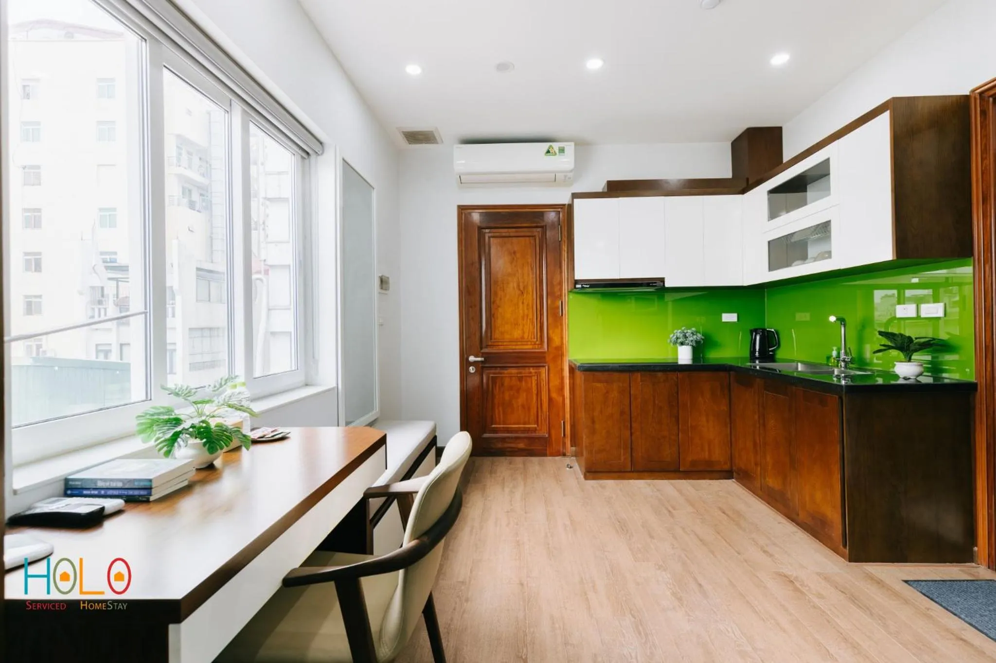 stove in HoLo Central Hanoi - Serviced HomeStay